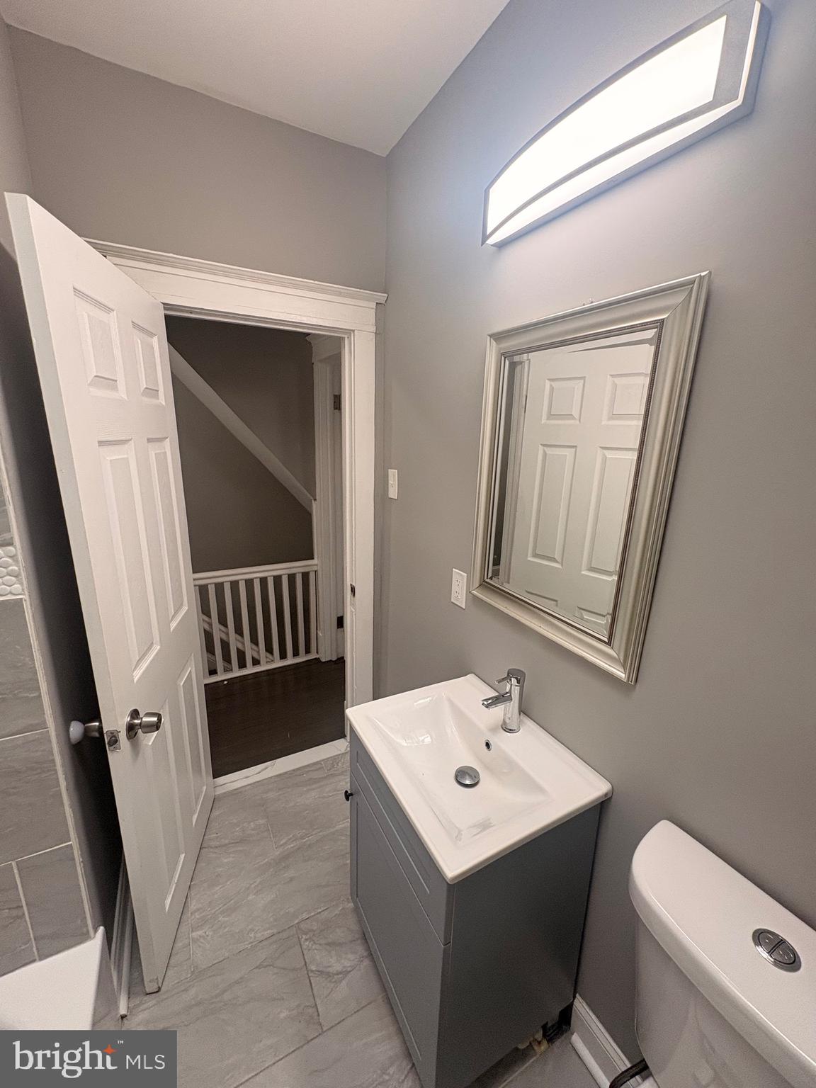 MEDFIELD - Residential