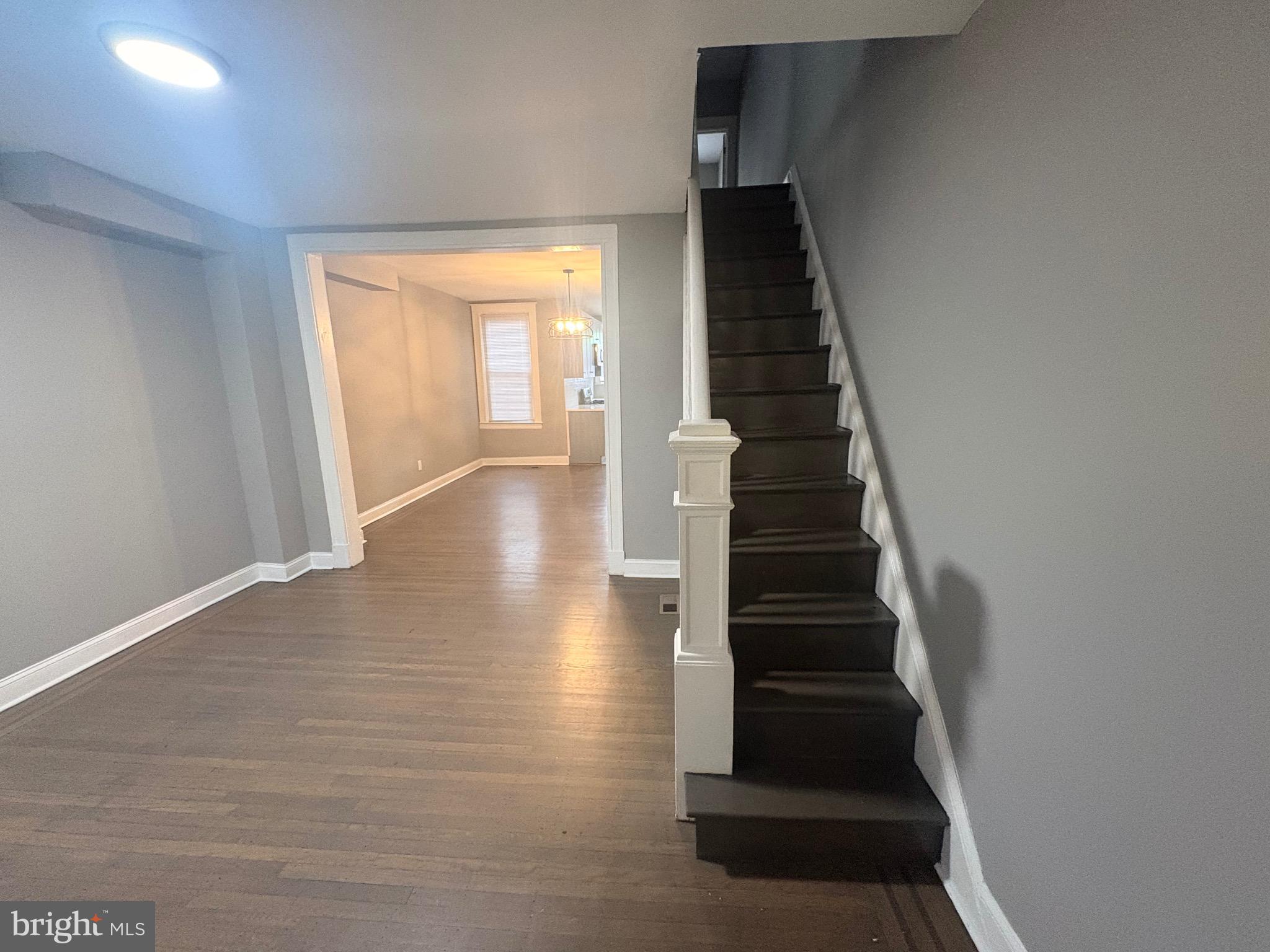 MEDFIELD - Residential