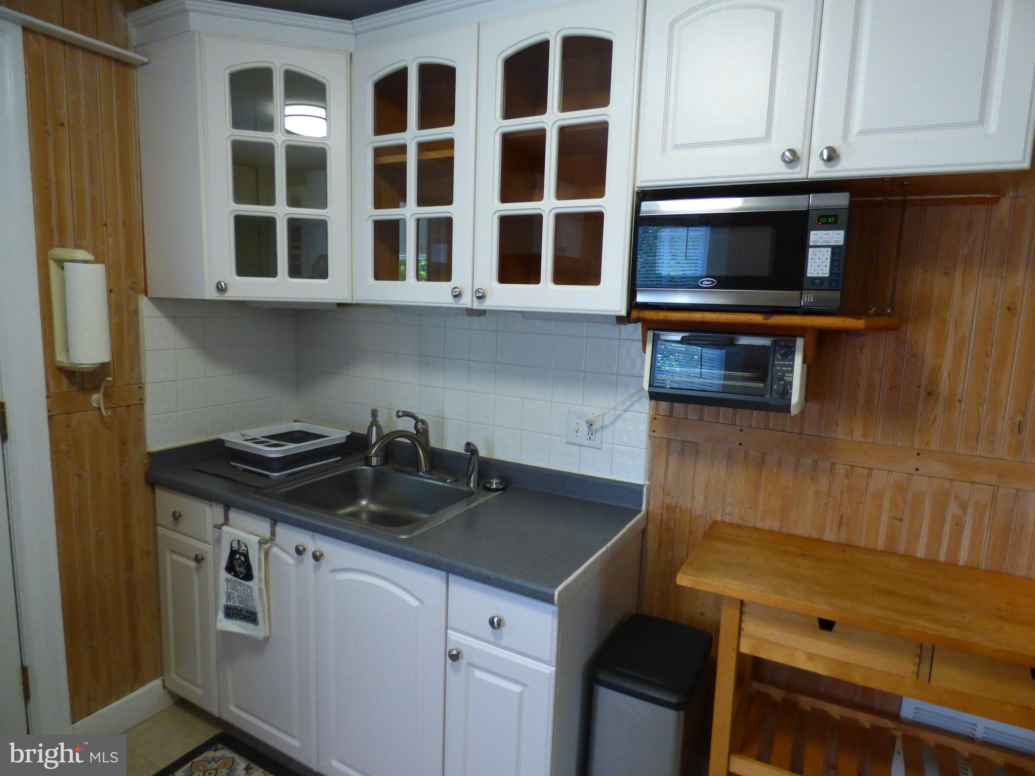 ROSLYN - Residential Lease