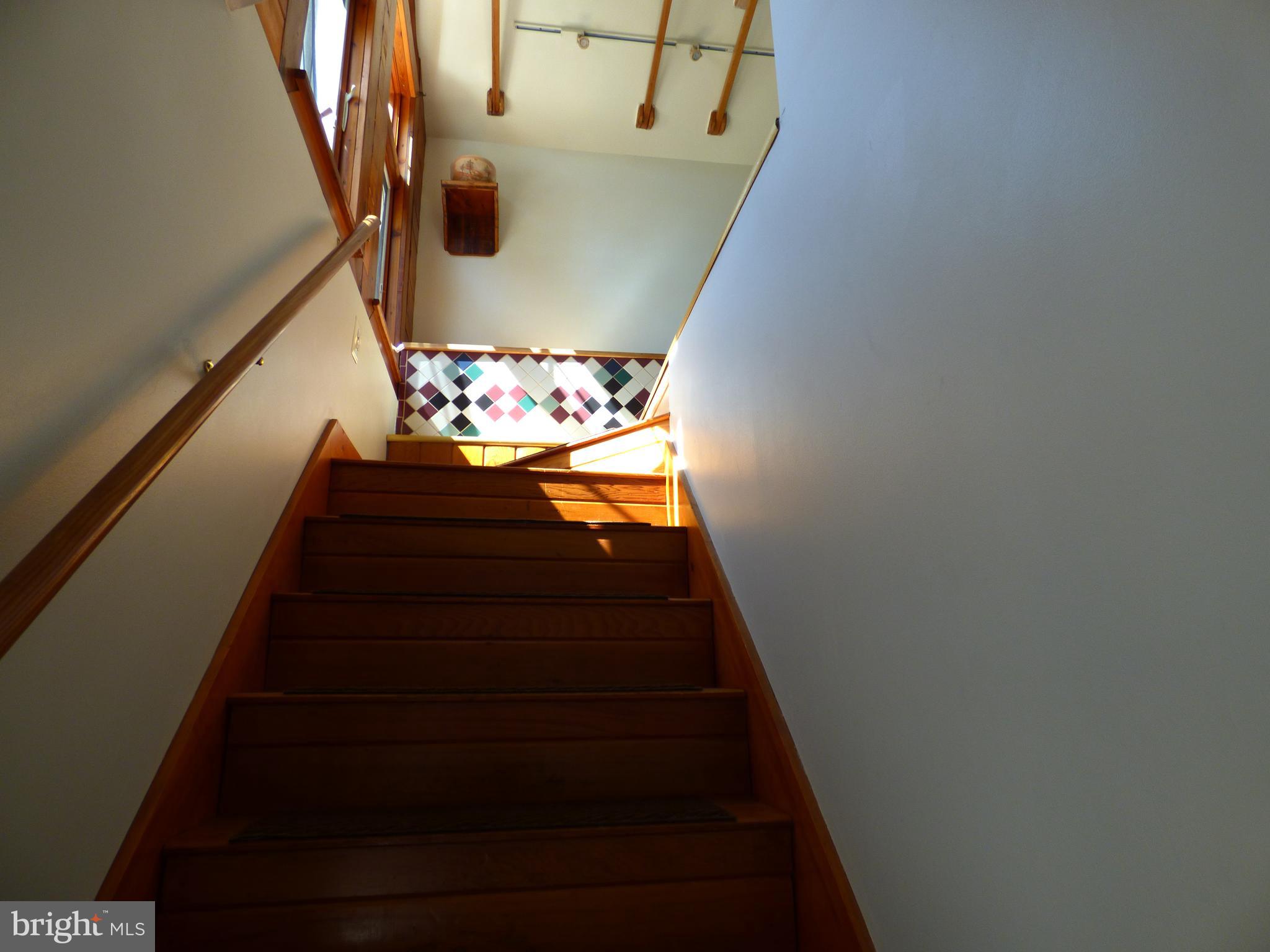 ROSLYN - Residential Lease