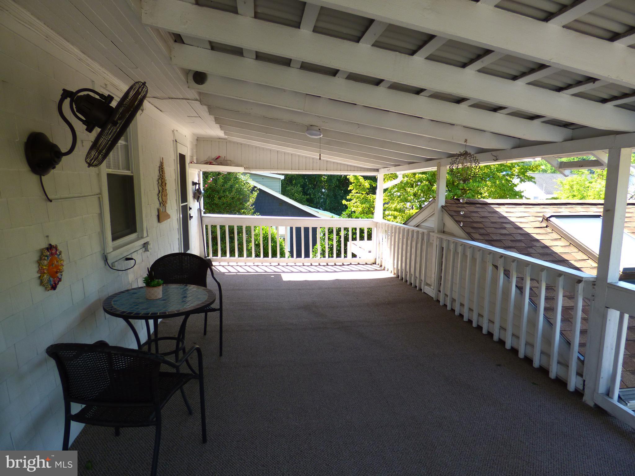 ROSLYN - Residential Lease