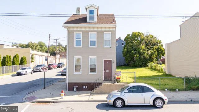 353 N 2nd Street, Columbia, PA, 17512