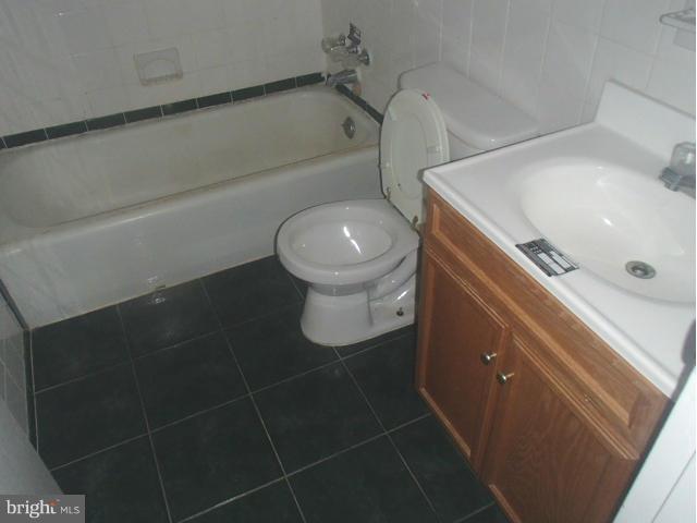 MANCHESTER - Residential