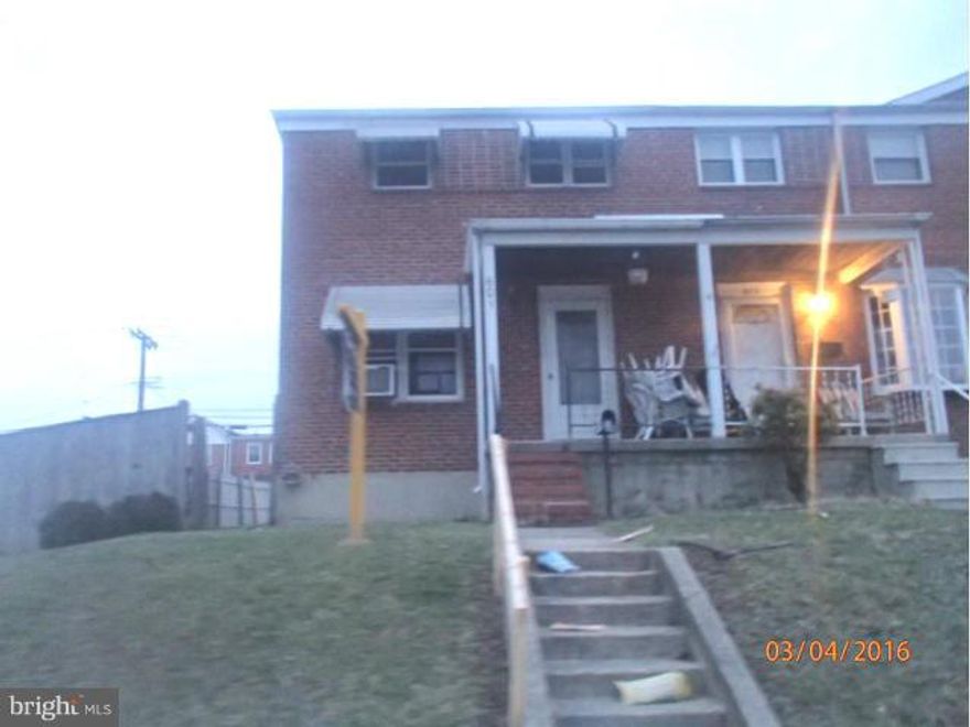 HUD Owned Home, case number 241-792339.  HUD Homes are sold "as is,"  FHA insurable with repair escrow, subject to appraisal.  Wonderful opportunity to own this value-priced end-unit townhouse!  Enjoy central air, nice room sizes and a finished basement for additional living and storage space. The covered front porch is great for warm weather relaxation. Covered rear patio and fenced backyard too!