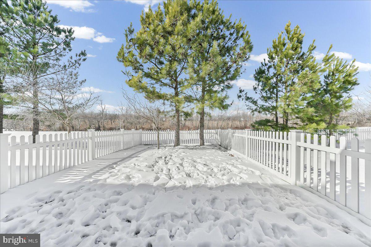 VILLAGE OF BAYBERRY - Residential