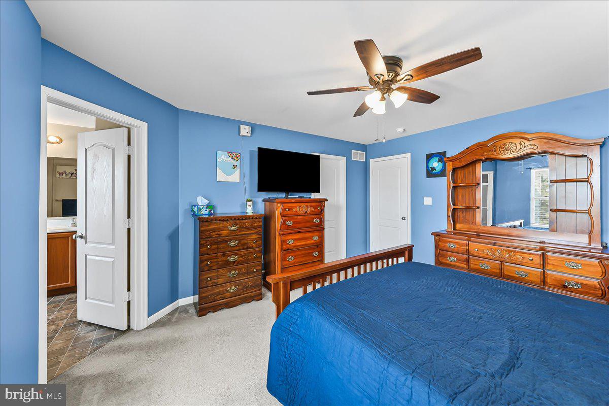 VILLAGE OF BAYBERRY - Residential