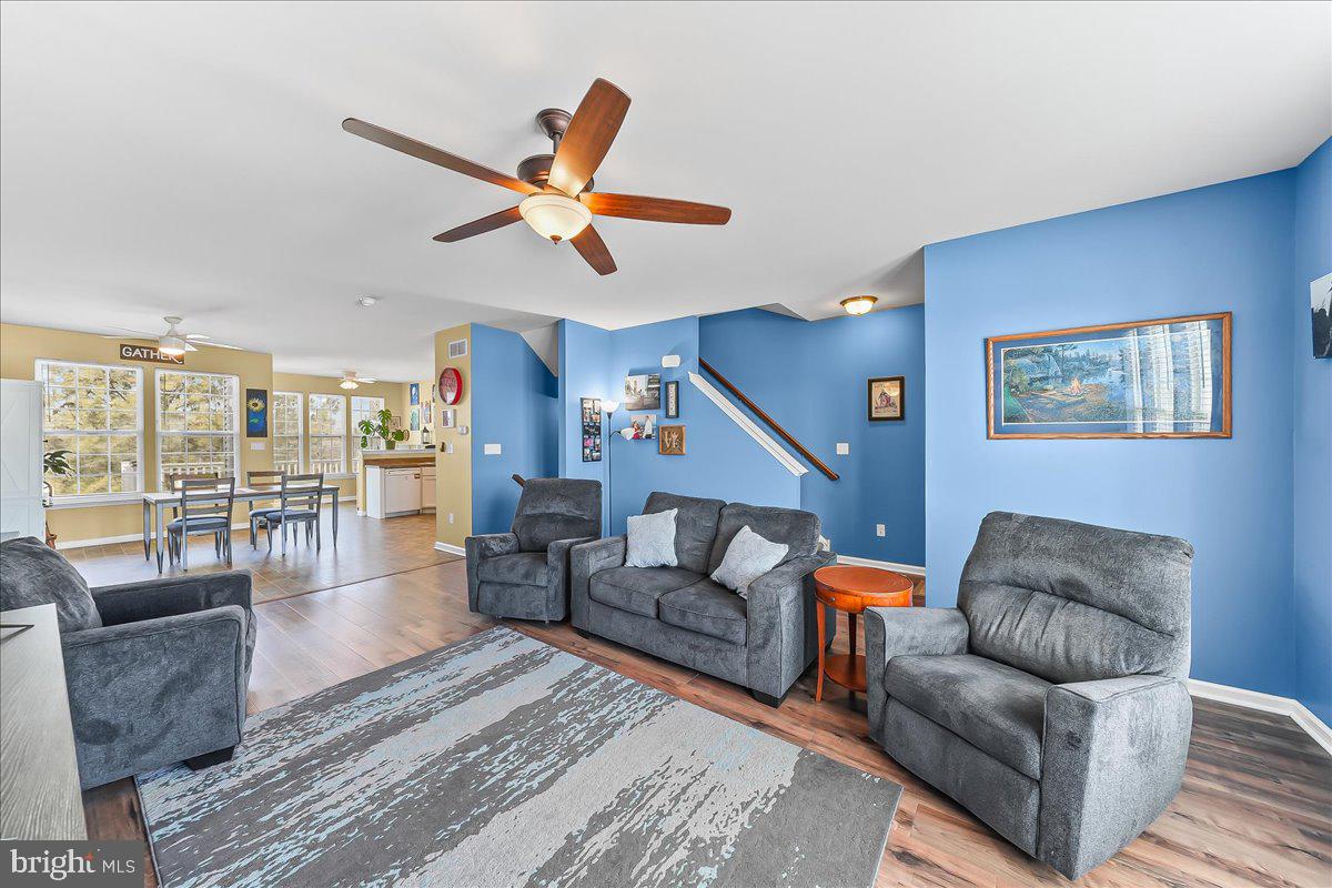 VILLAGE OF BAYBERRY - Residential