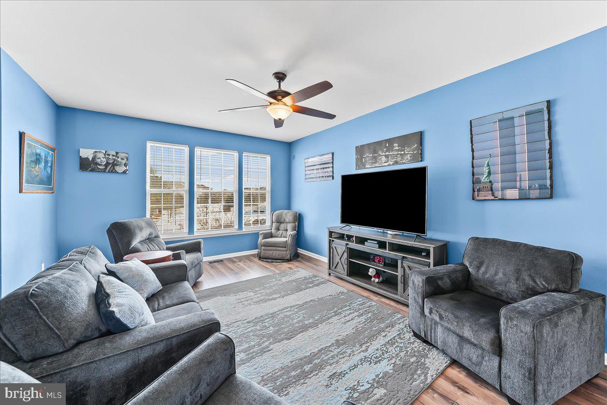 VILLAGE OF BAYBERRY - Residential