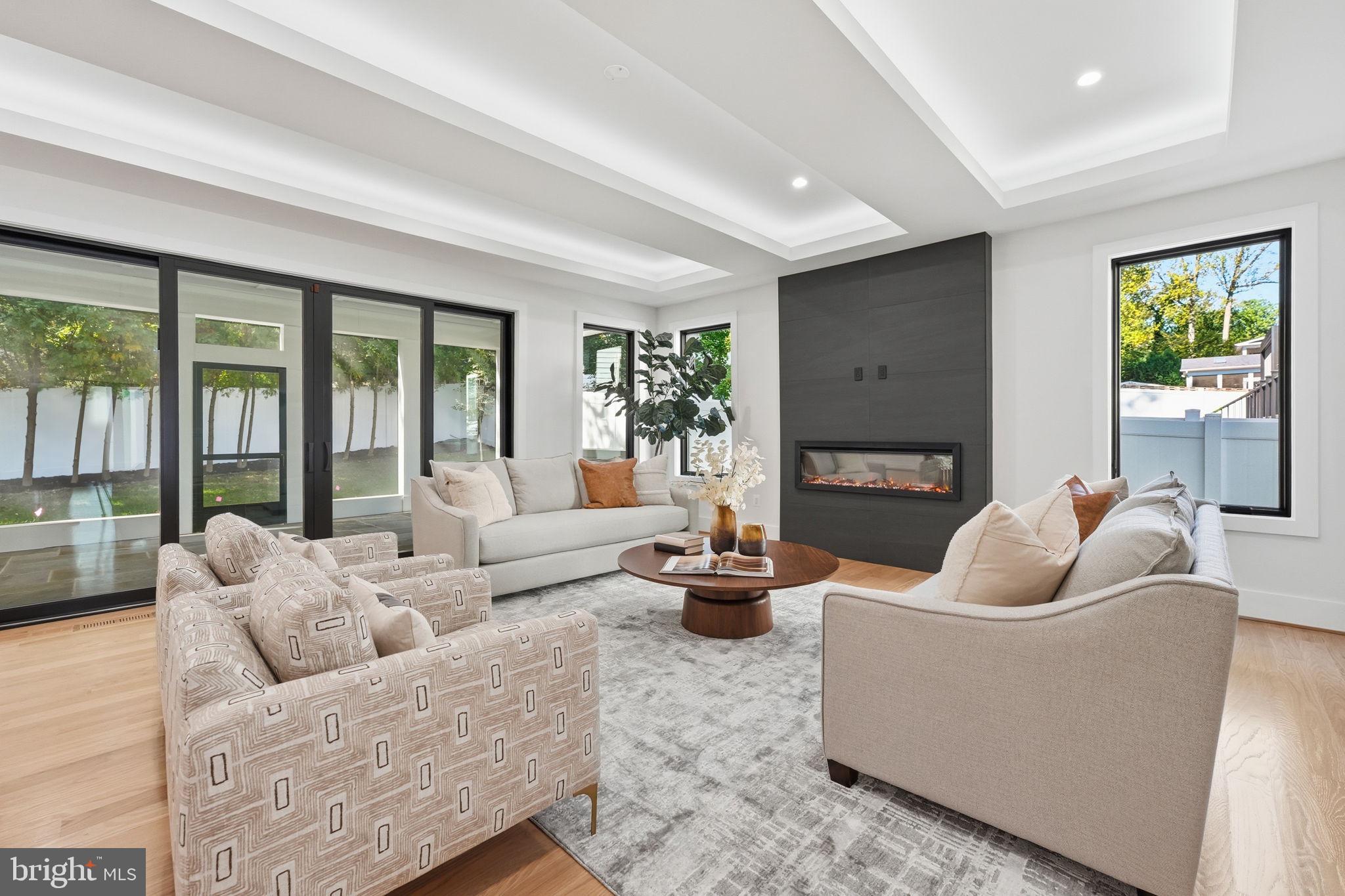 2002 HILLSIDE DRIVE