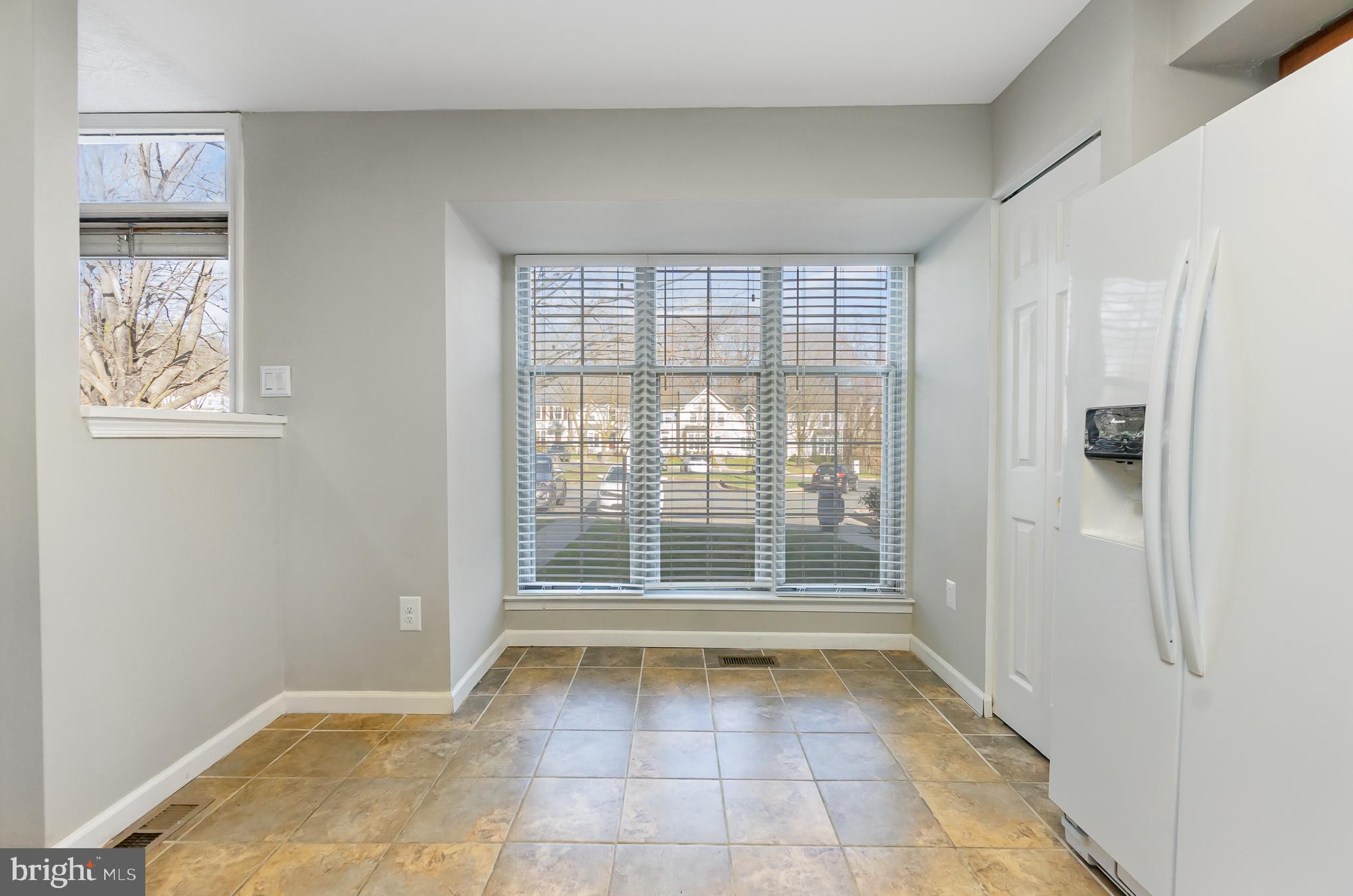 916 CHESWOLD COURT D4