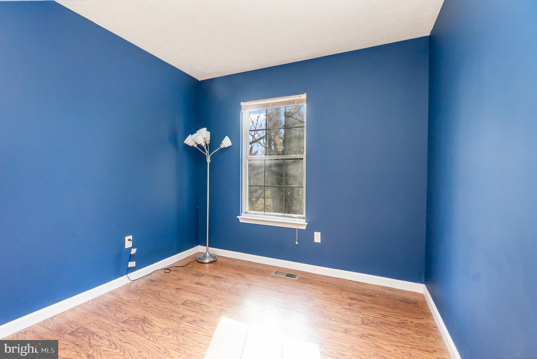 WHITE OAK - Residential