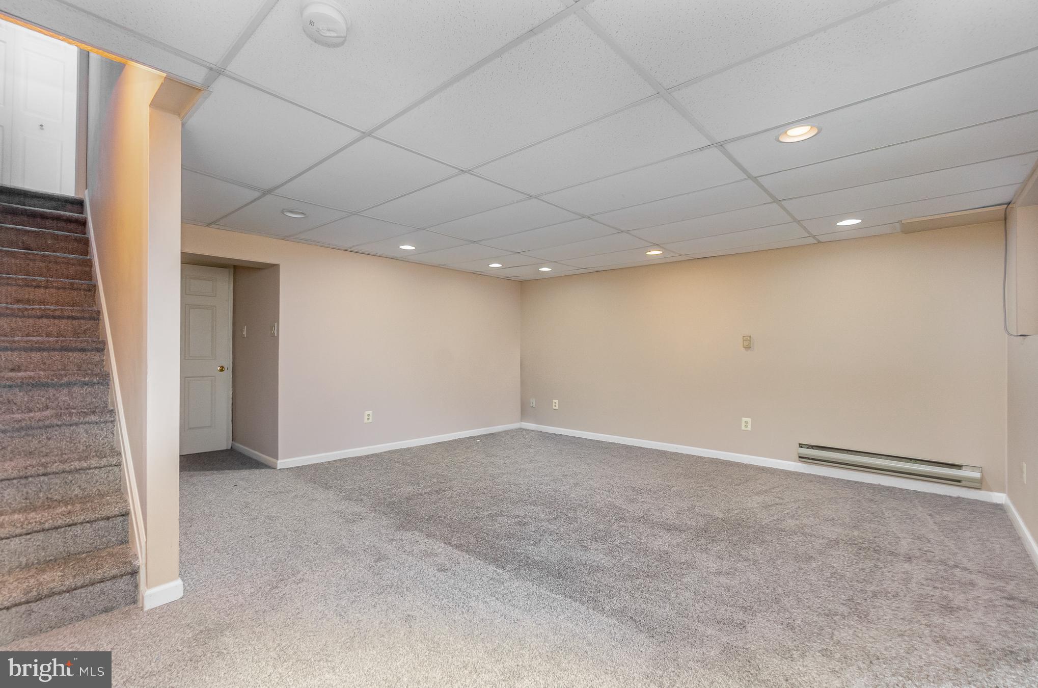 WHITE OAK - Residential