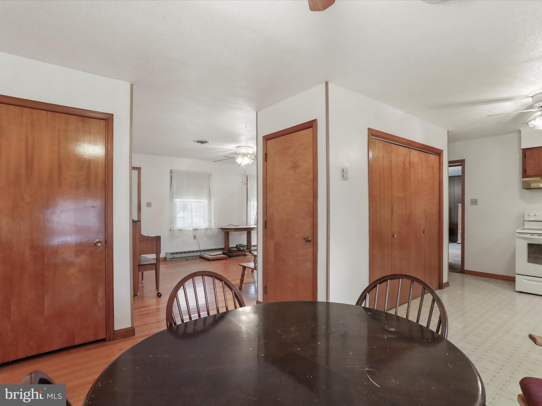 ORCHARD HILLS - Residential