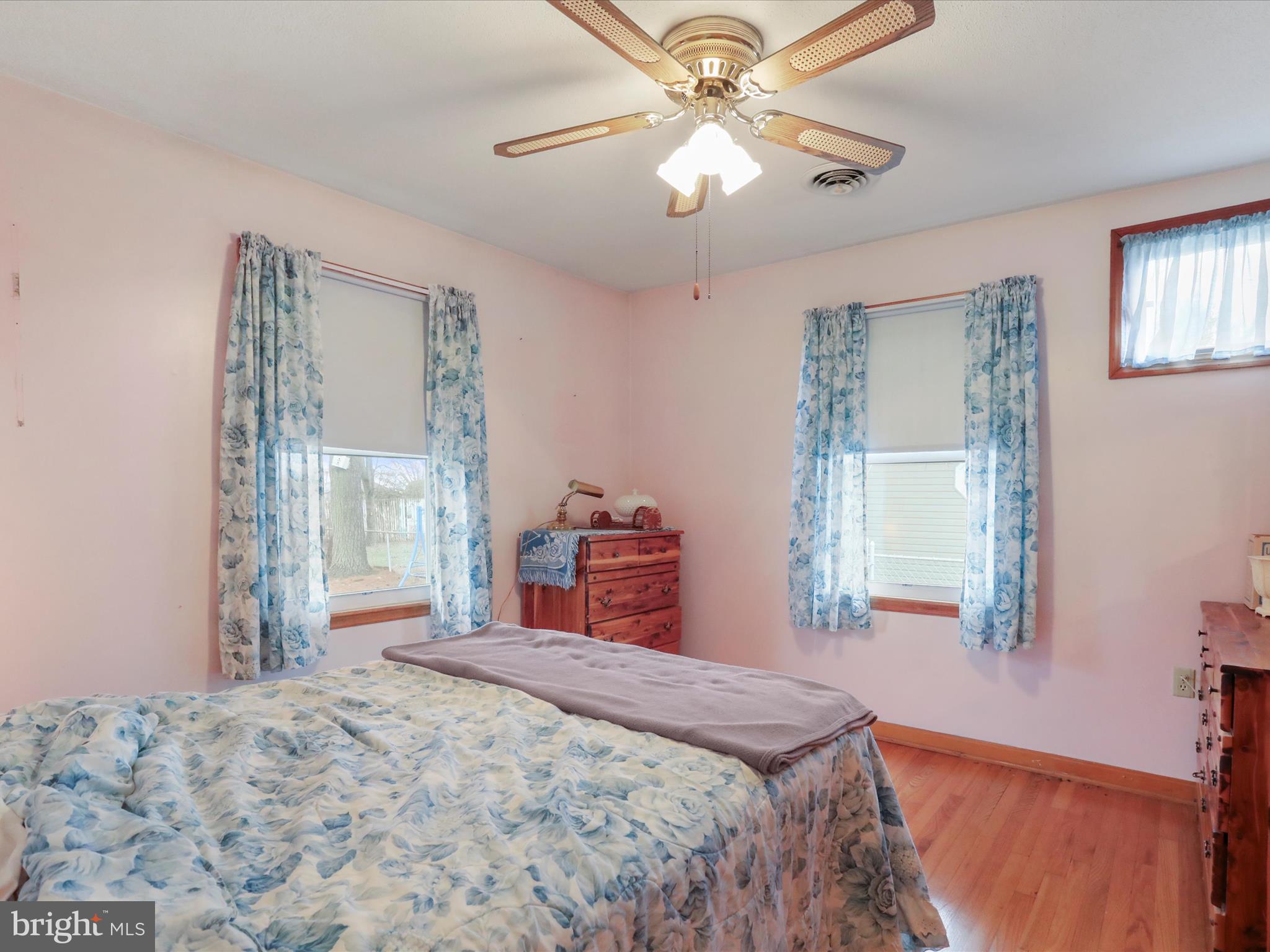 ORCHARD HILLS - Residential