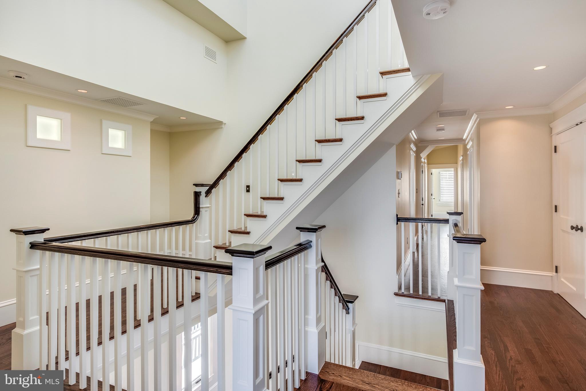 ANNAPOLIS ROADS - Residential