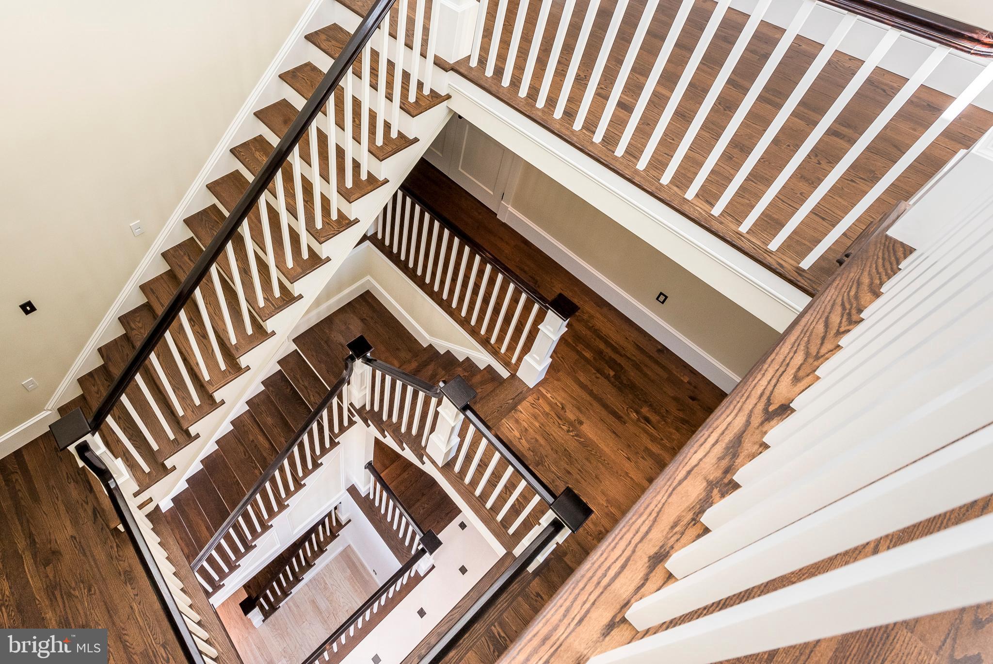 ANNAPOLIS ROADS - Residential