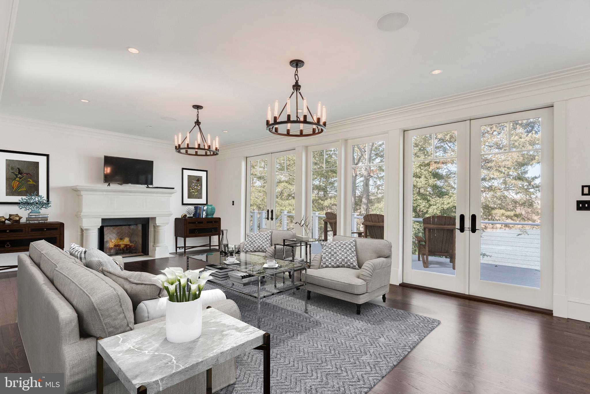 ANNAPOLIS ROADS - Residential