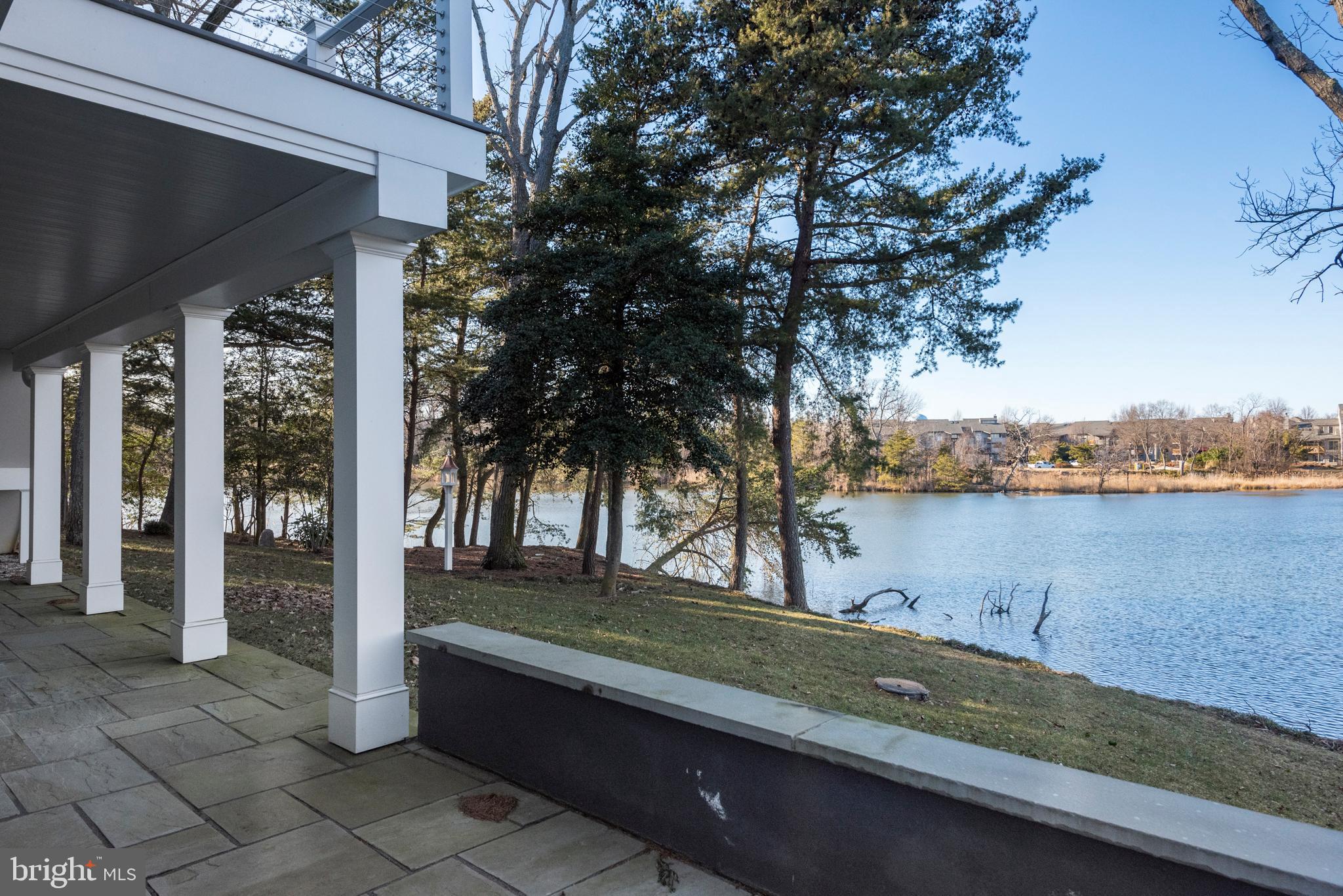 ANNAPOLIS ROADS - Residential