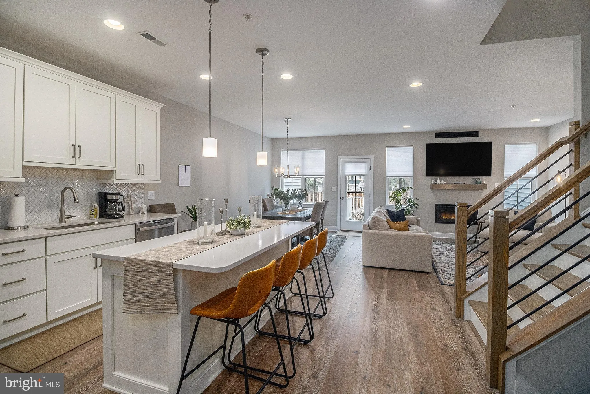 Lansdale, Pennsylvania 19446, United States, 3 Bedrooms Bedrooms, ,3 BathroomsBathrooms,Residential,Active,246661