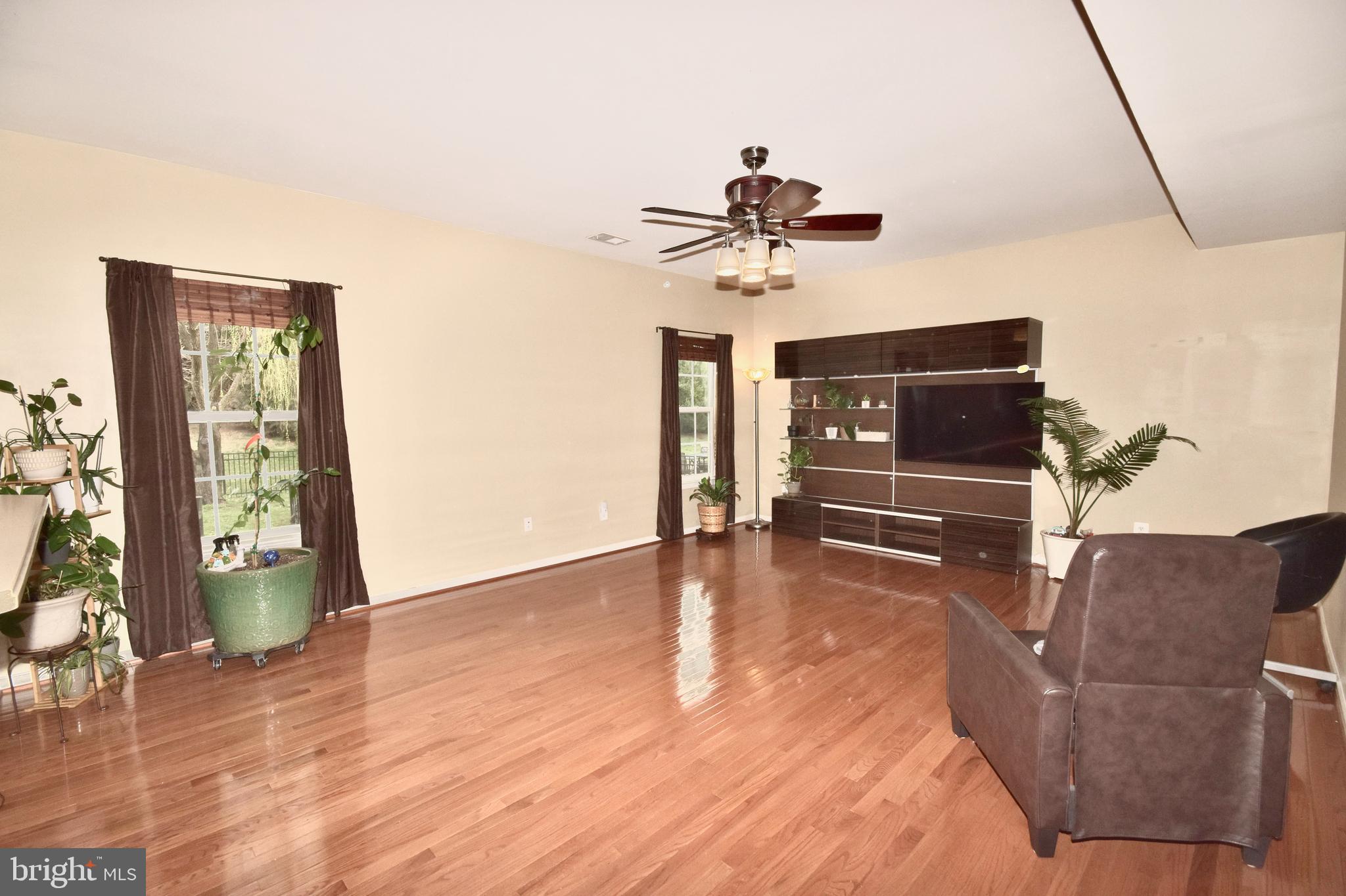 BROOKSIDE - Residential