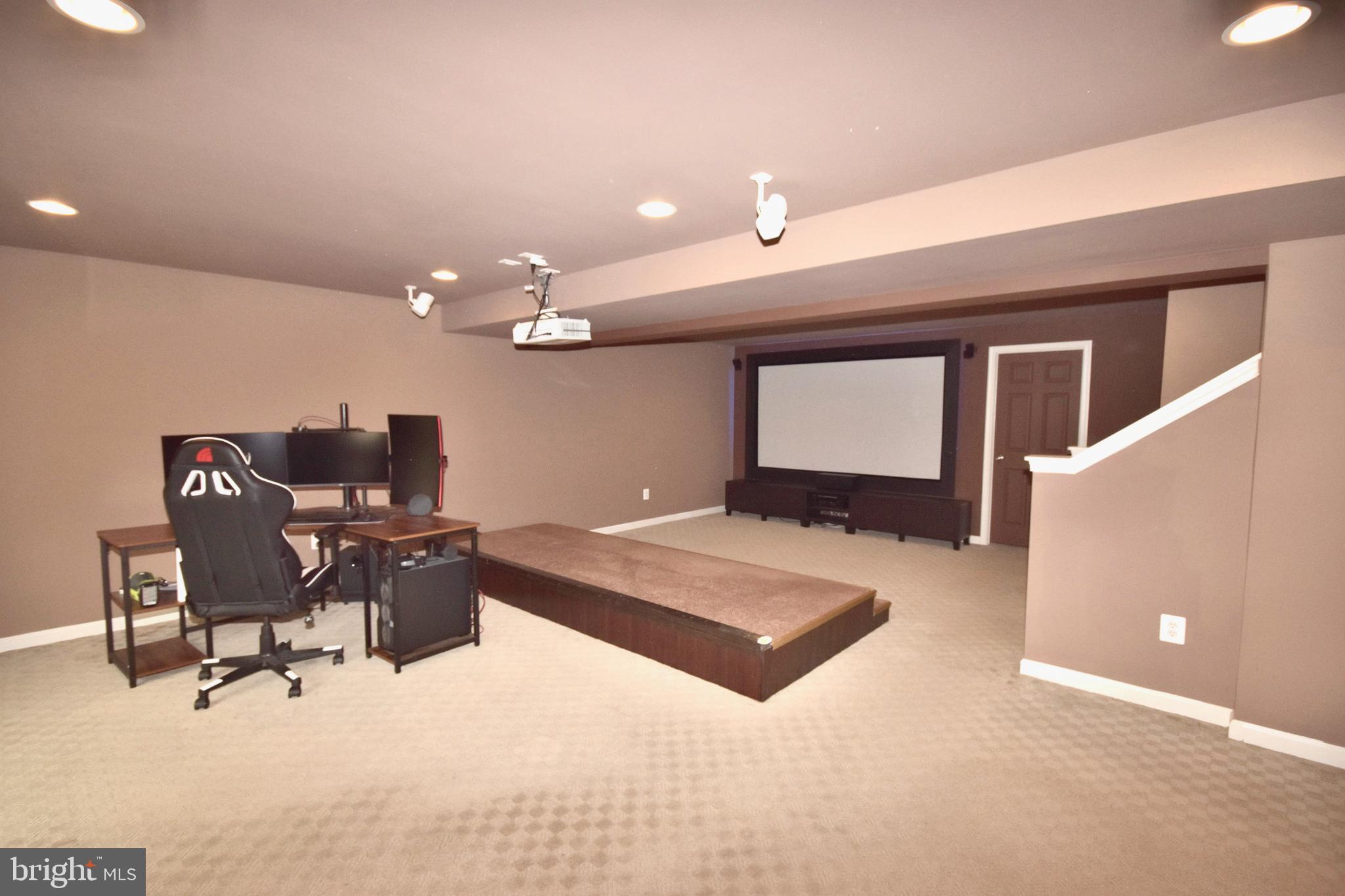 BROOKSIDE - Residential