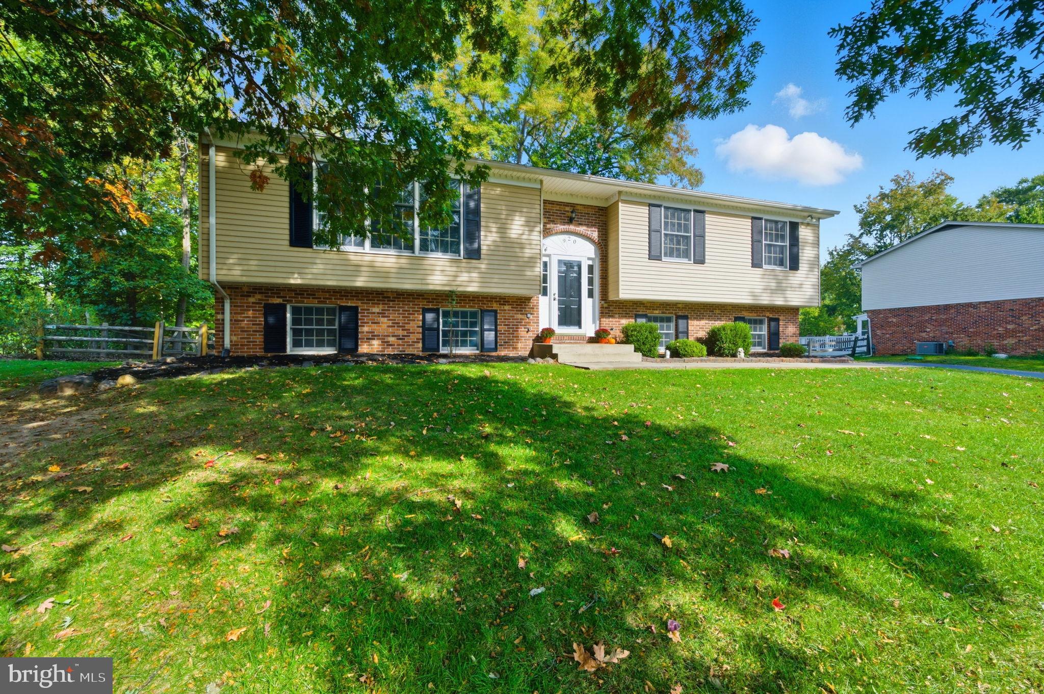 920 SUGAR PINE DRIVE