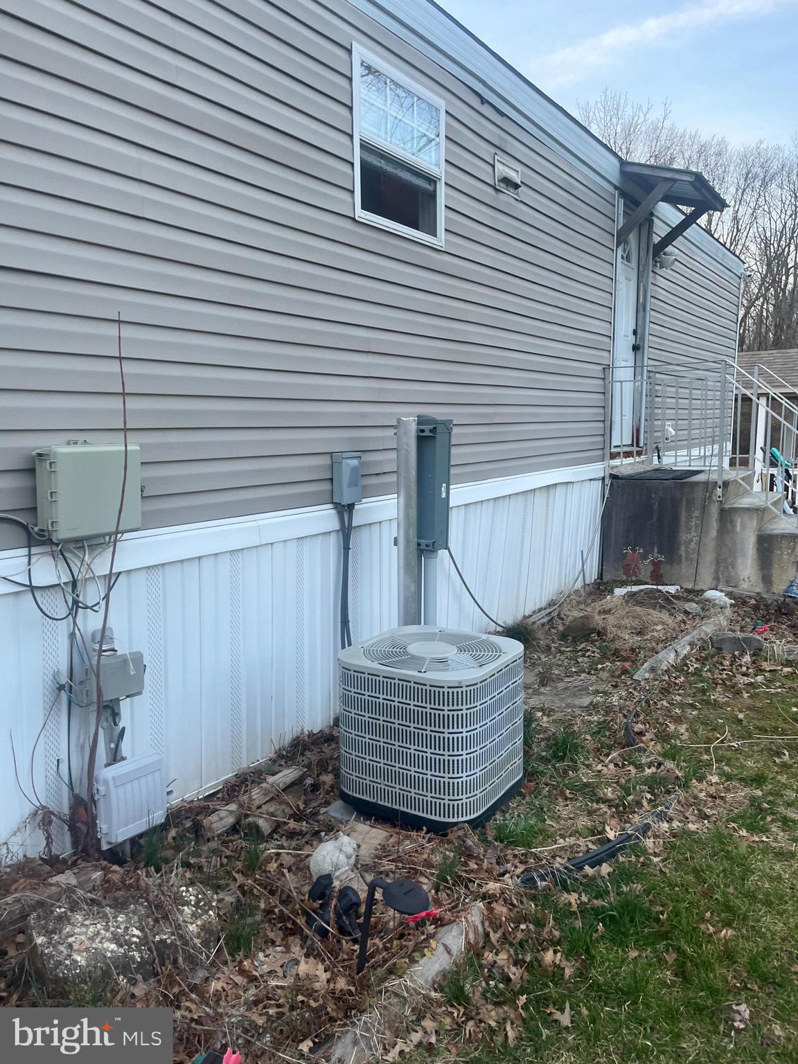 LAZY ACRES MHP - Residential