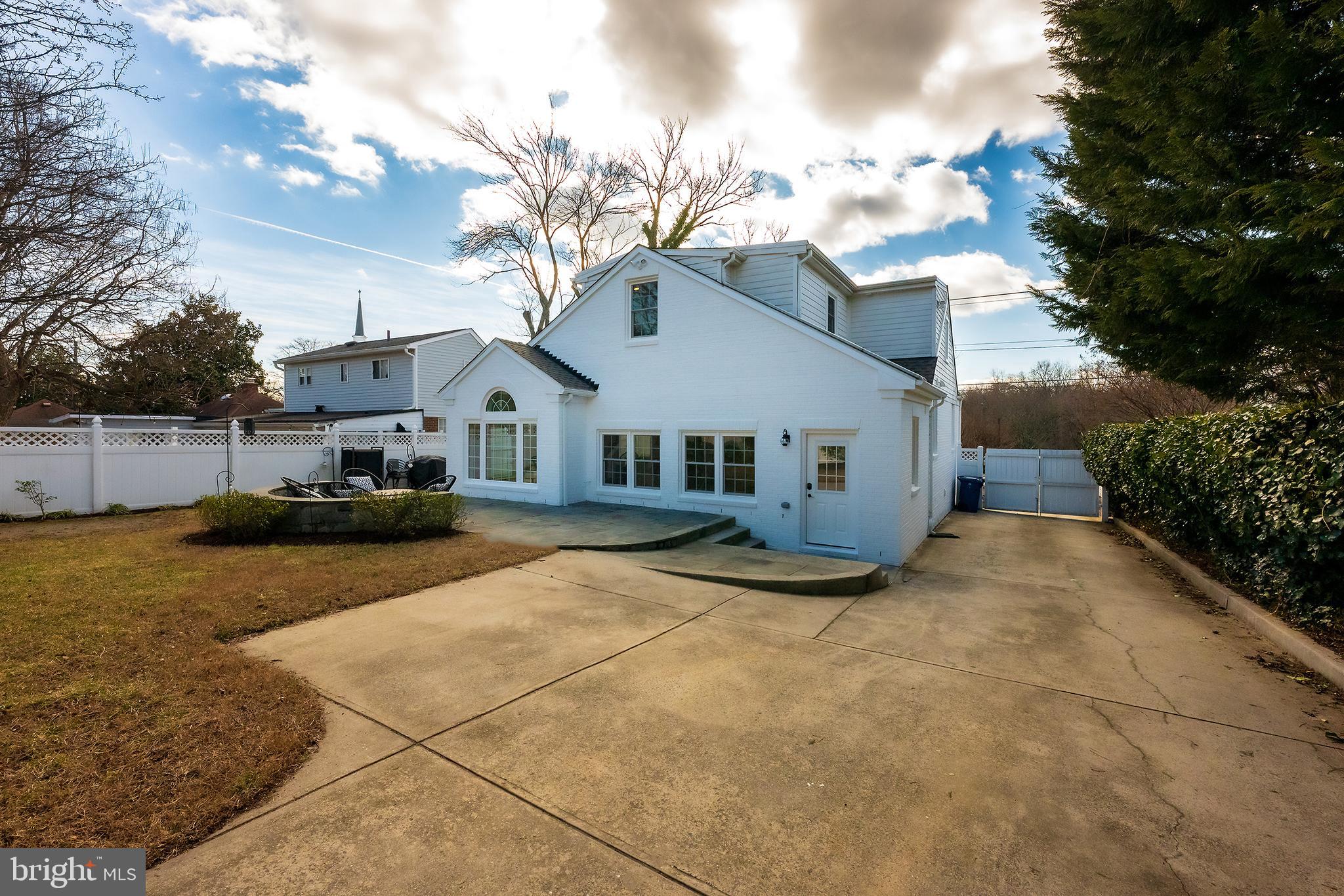 ROSEMONT - Residential