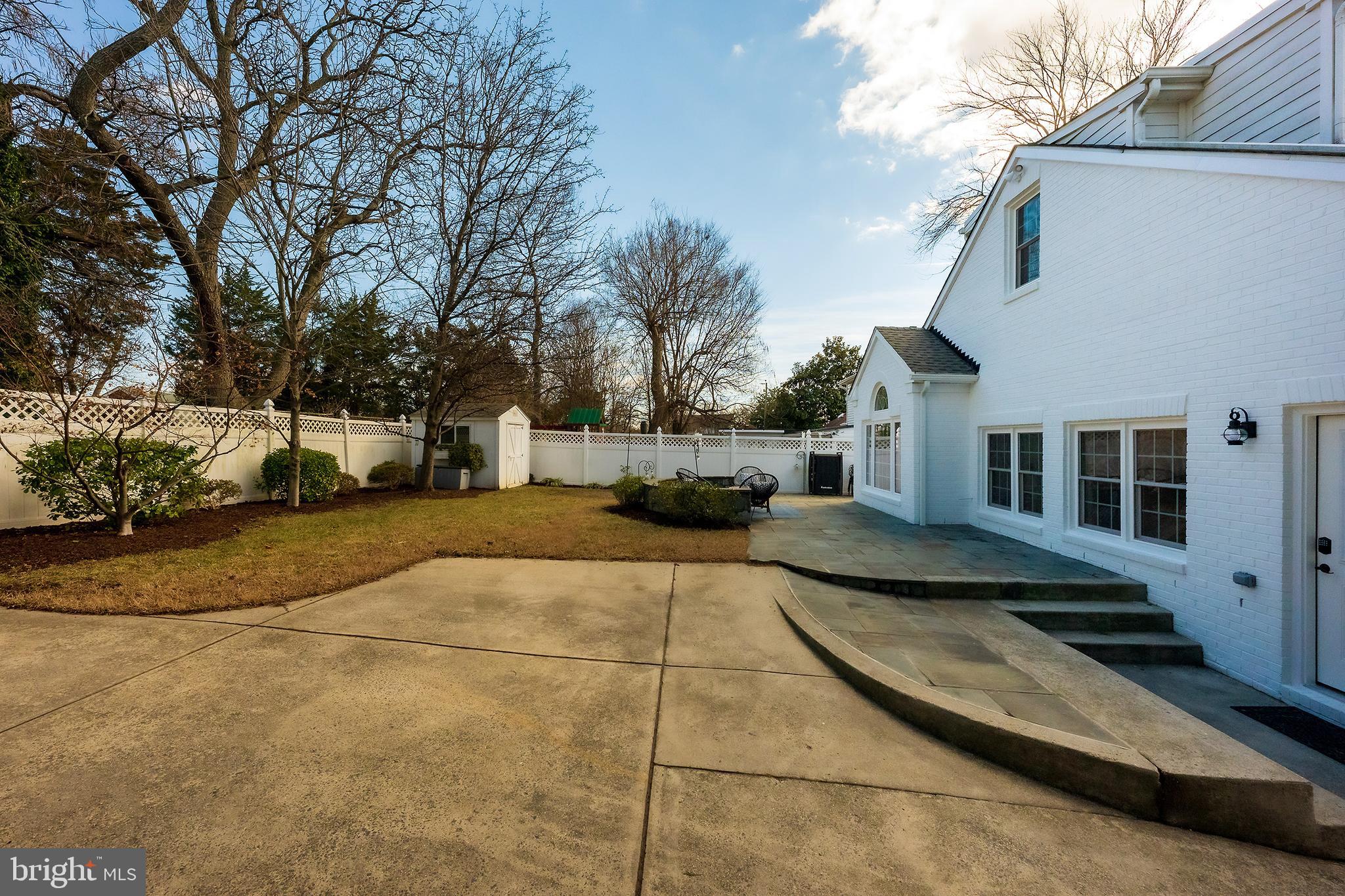 ROSEMONT - Residential