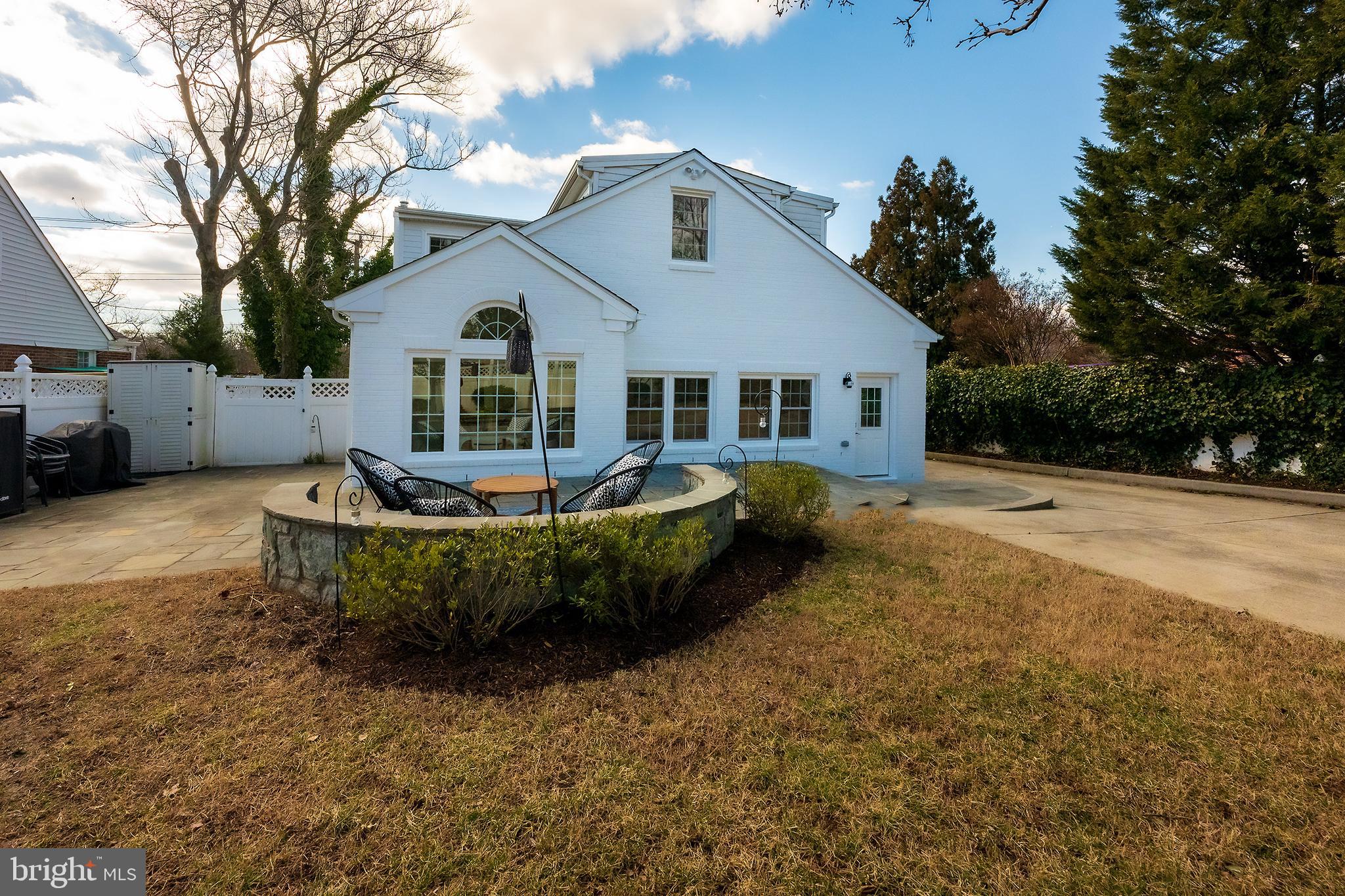 ROSEMONT - Residential