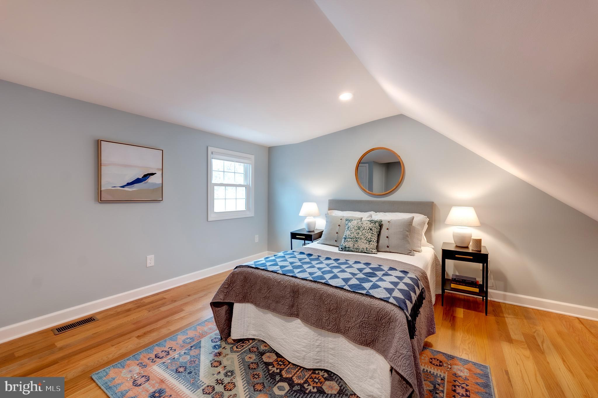 ROSEMONT - Residential