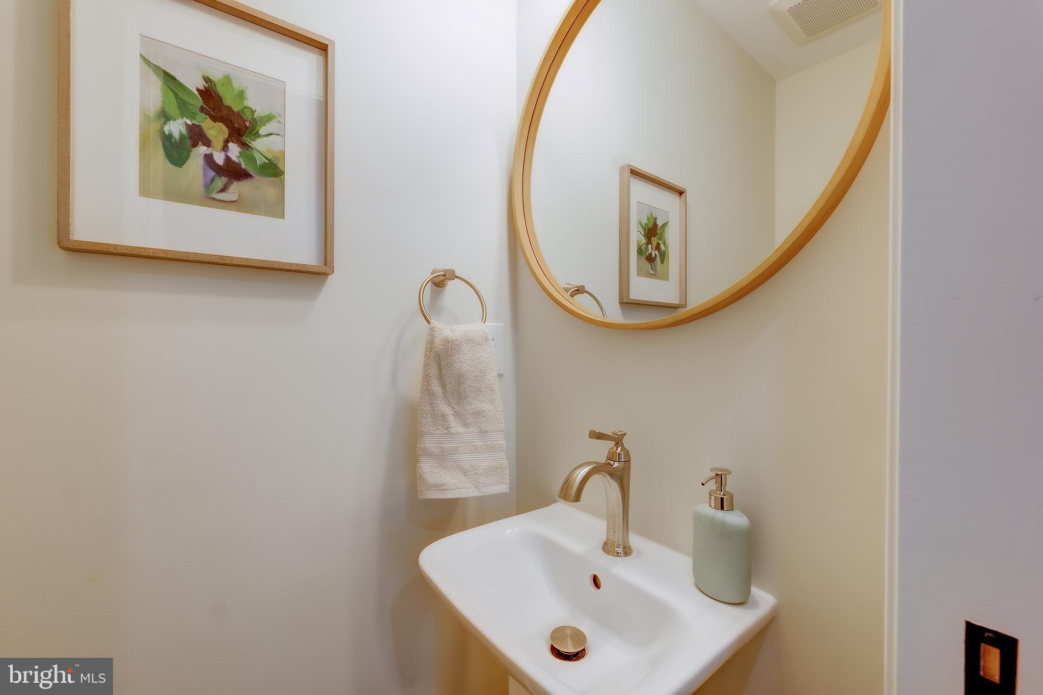 ROSEMONT - Residential