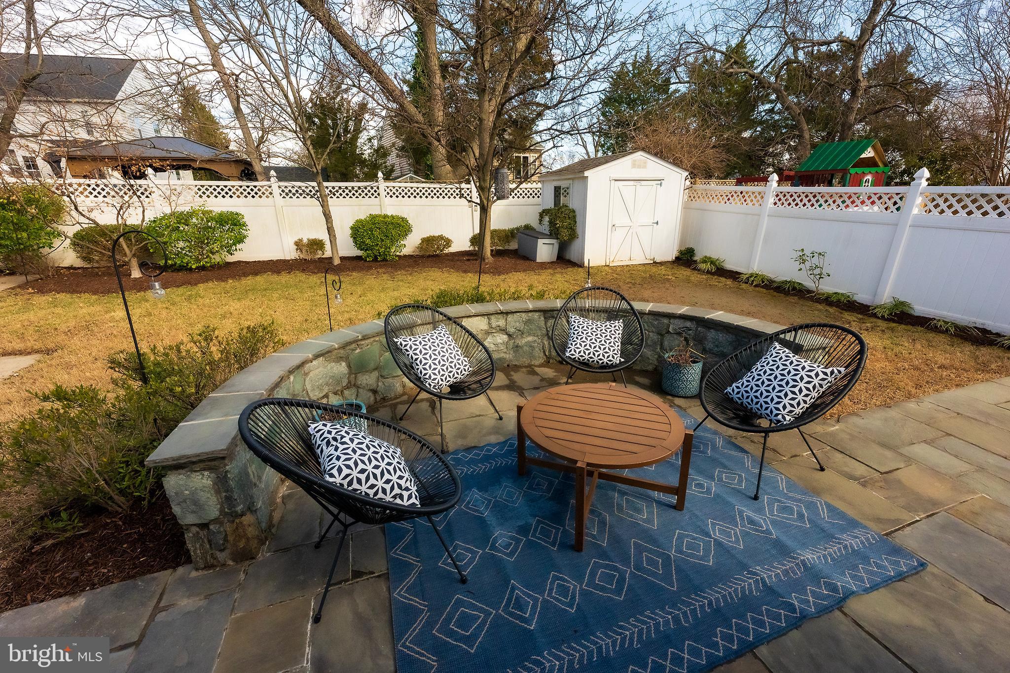 ROSEMONT - Residential