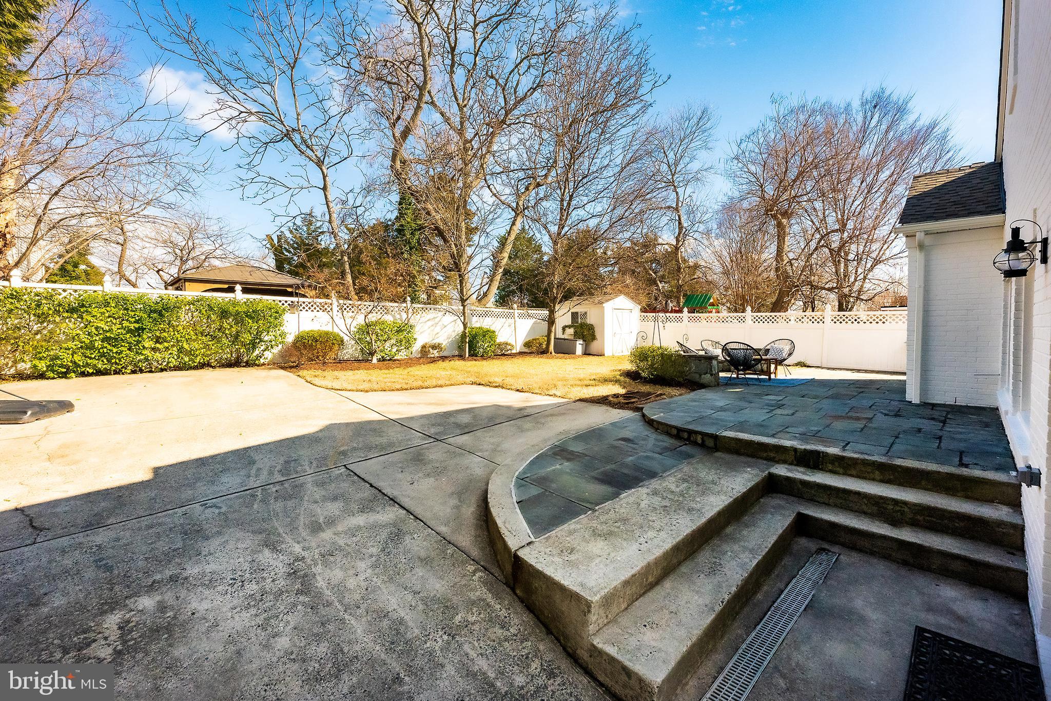 ROSEMONT - Residential