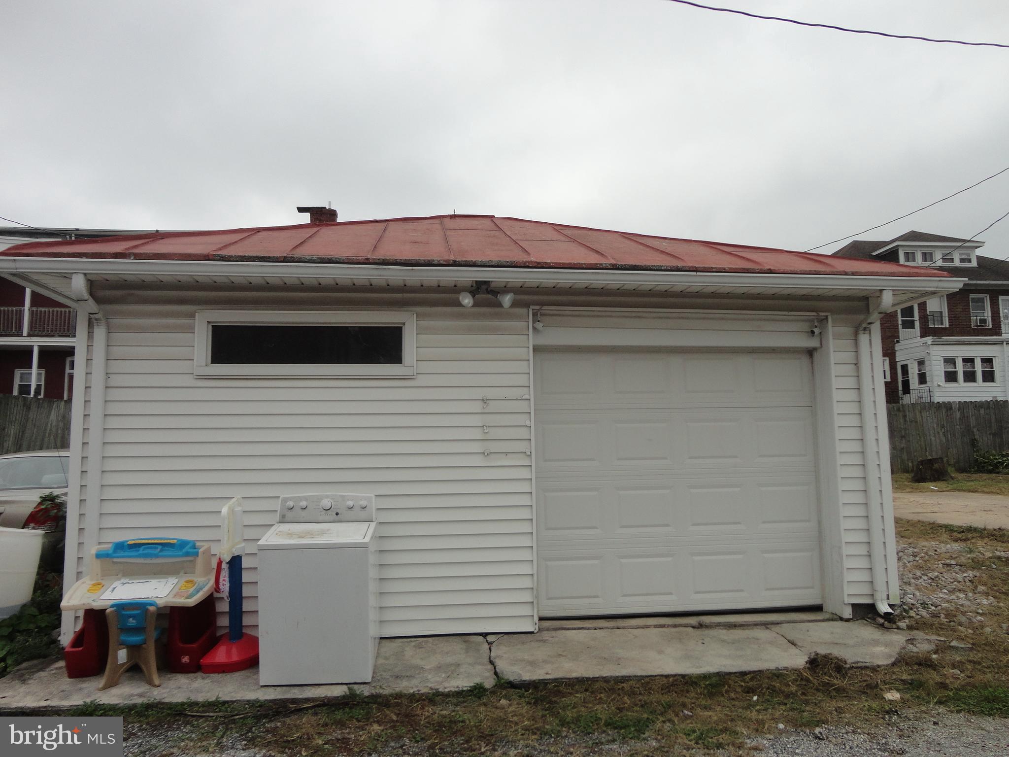 WEST YORK - Residential