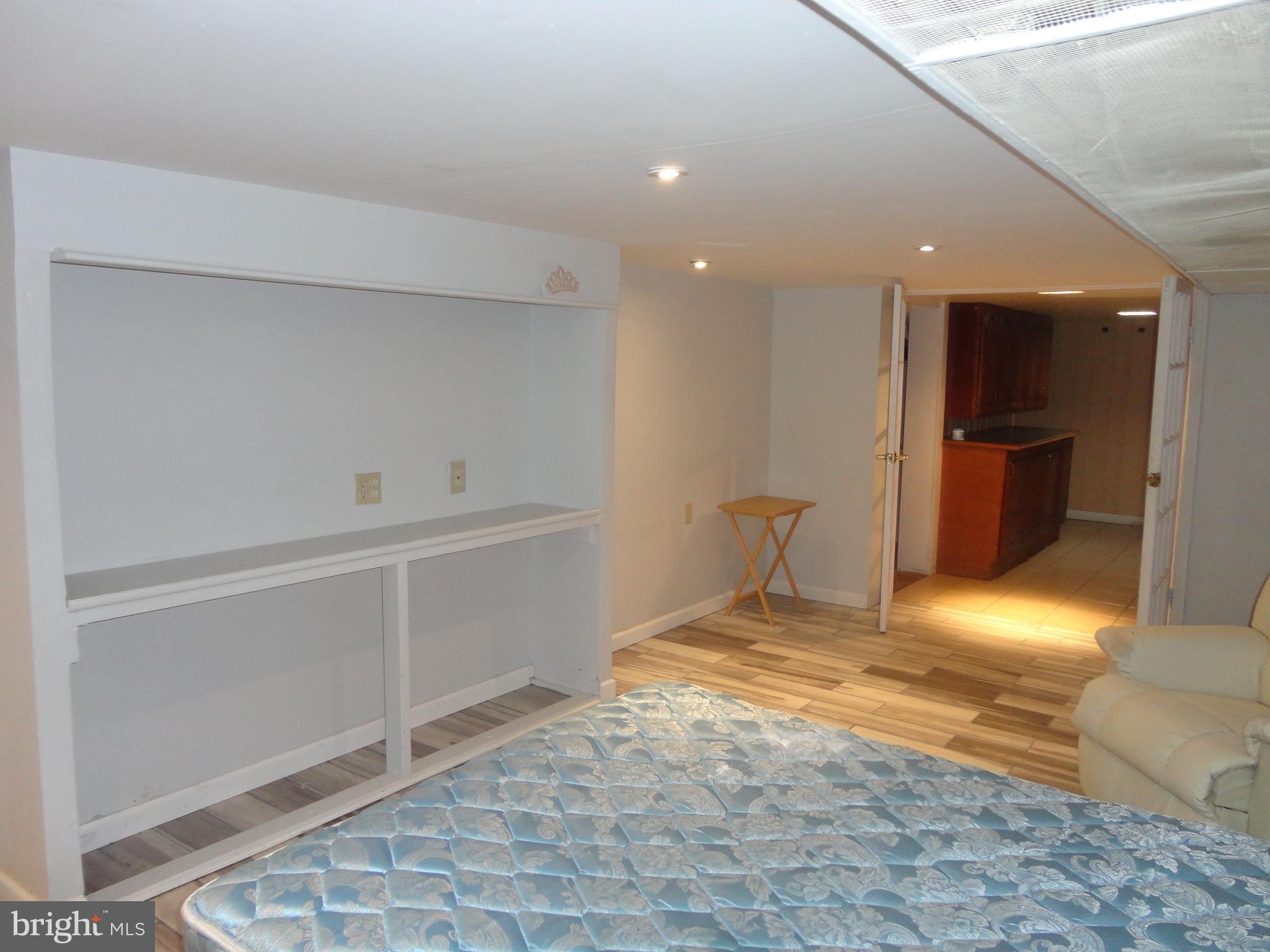 WEST YORK - Residential