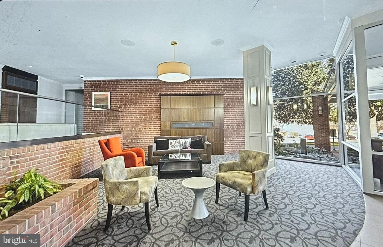 3000 SPOUT RUN PARKWAY B203