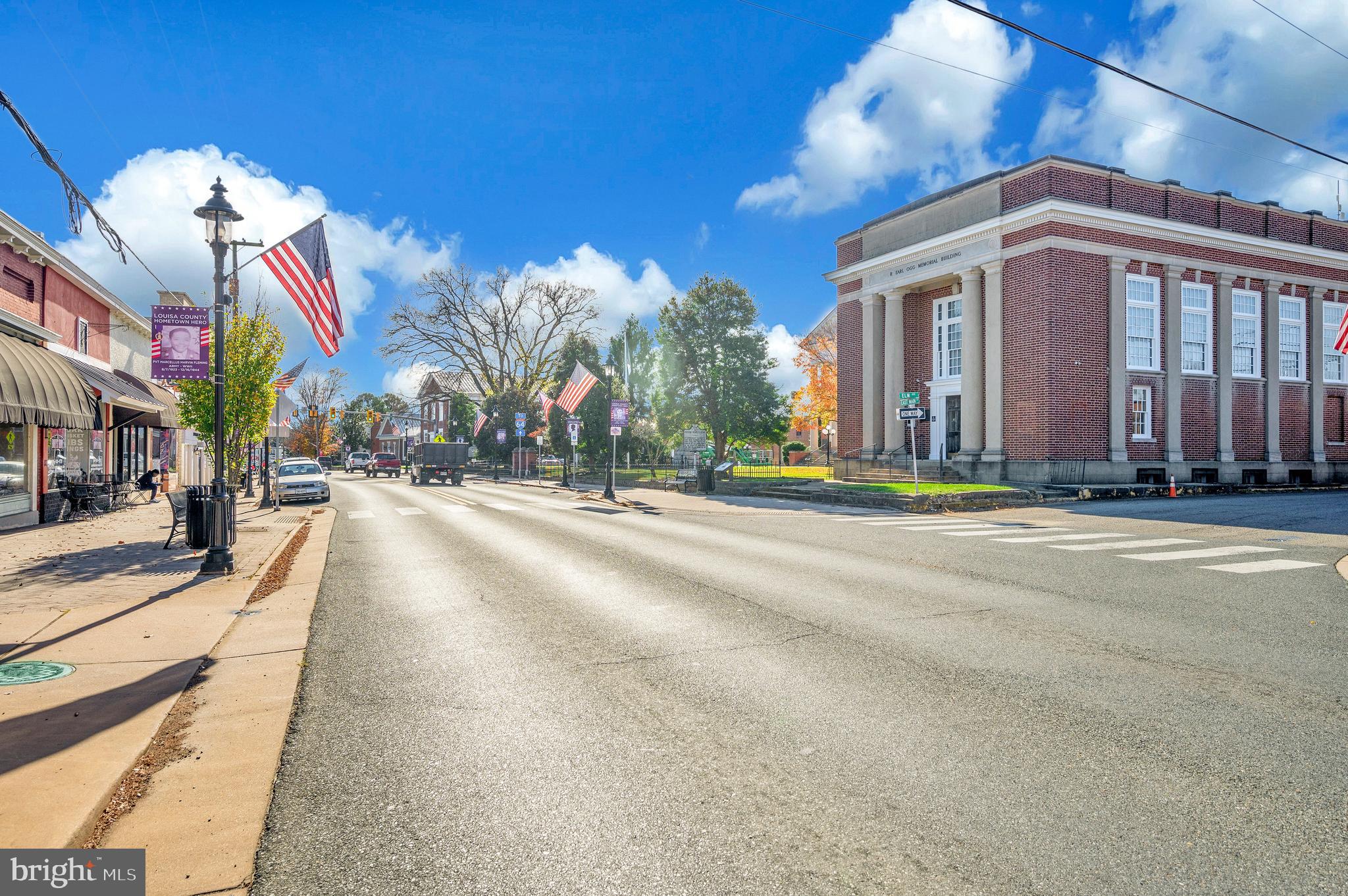 COUNTRYSIDE - Residential