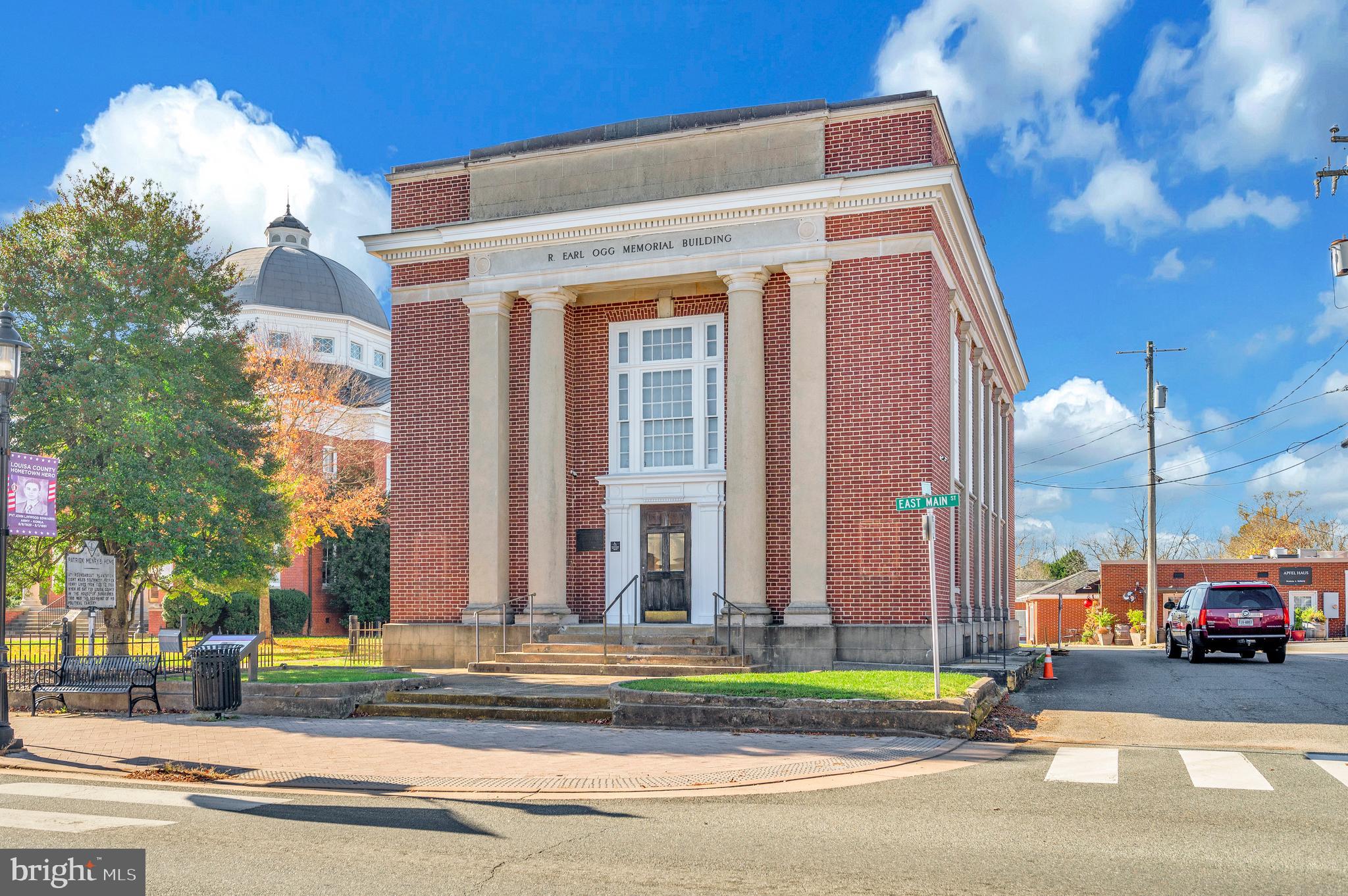 COUNTRYSIDE - Residential