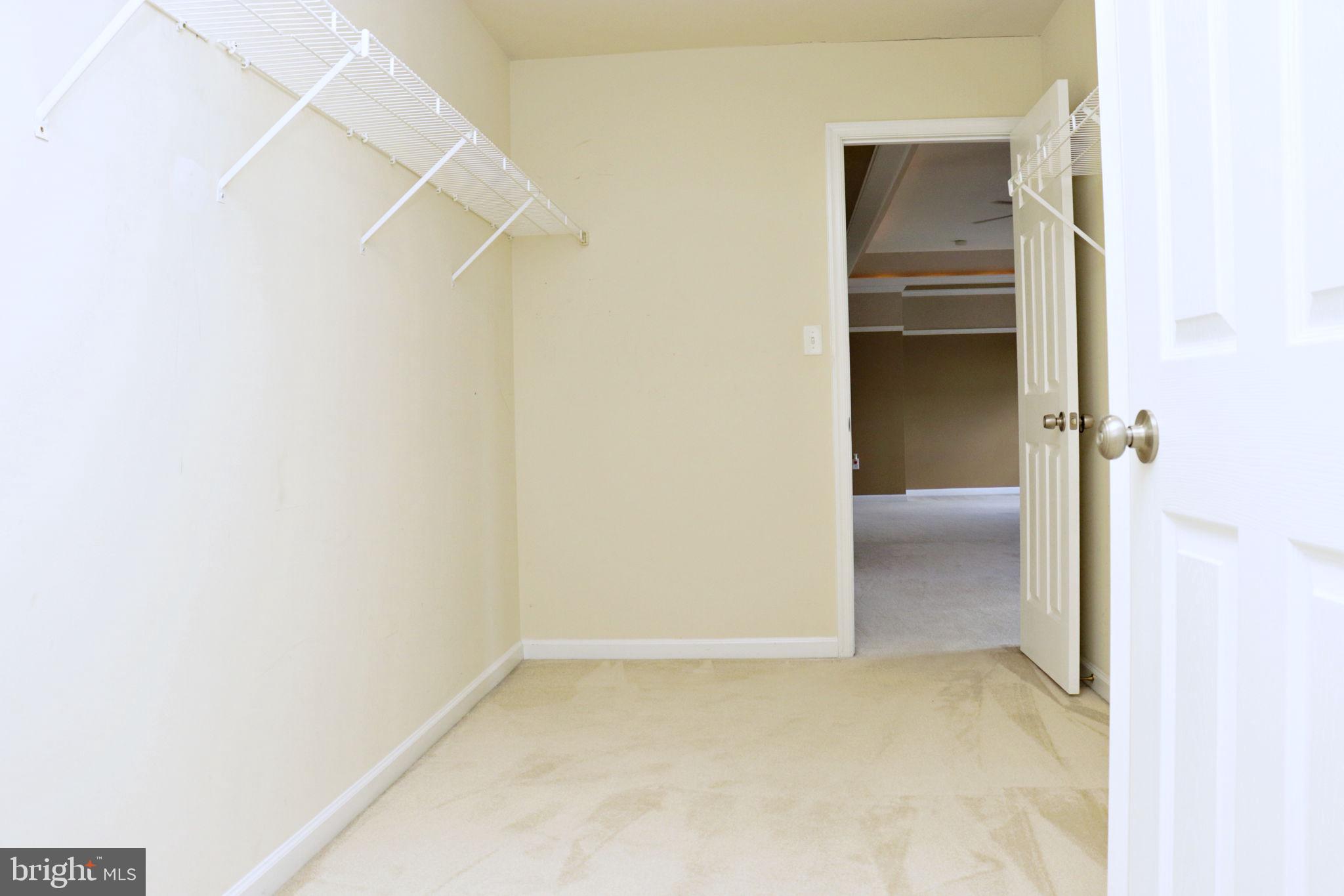 SPRUCE HILL ESTATES - Residential