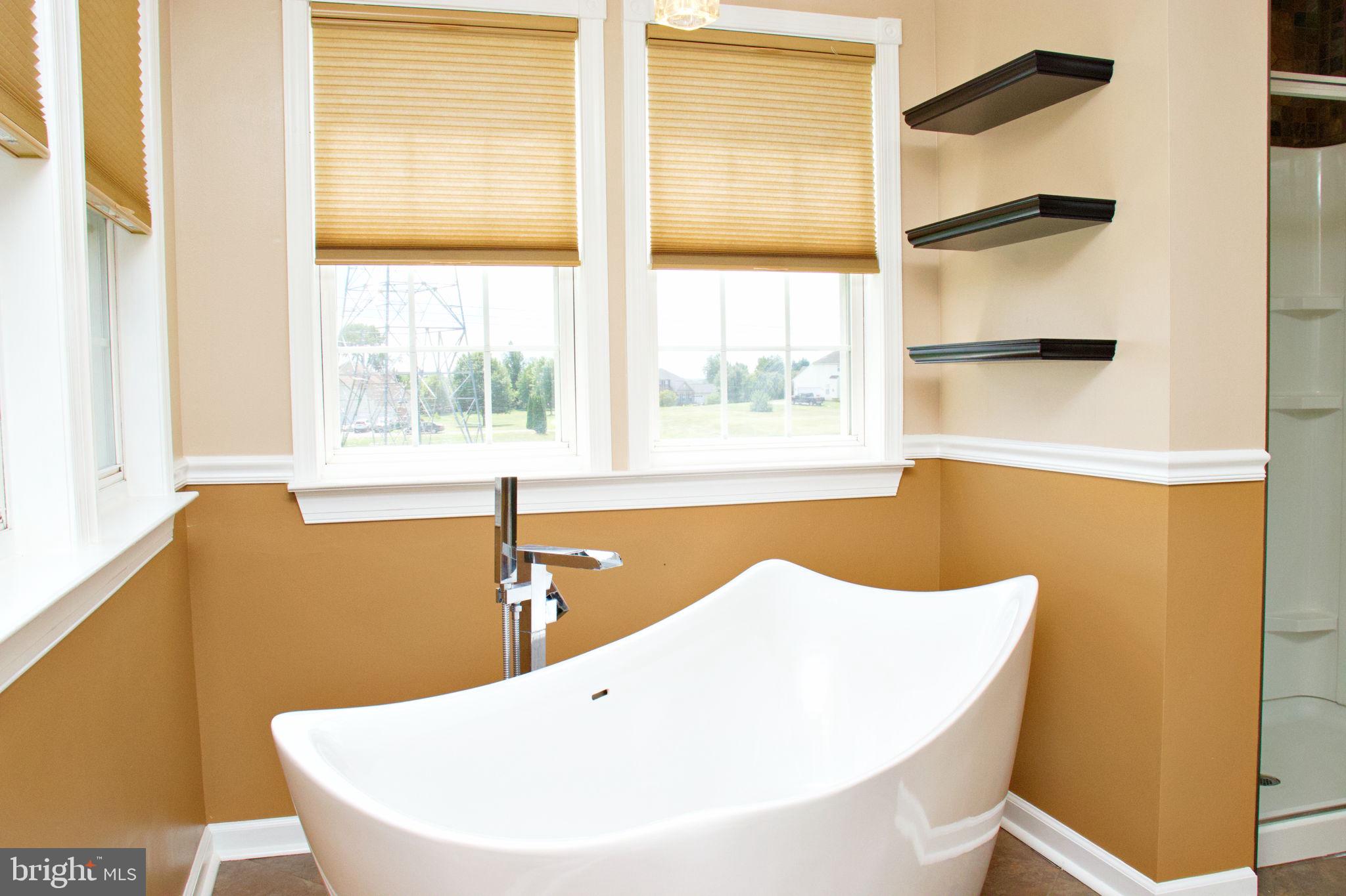 SPRUCE HILL ESTATES - Residential