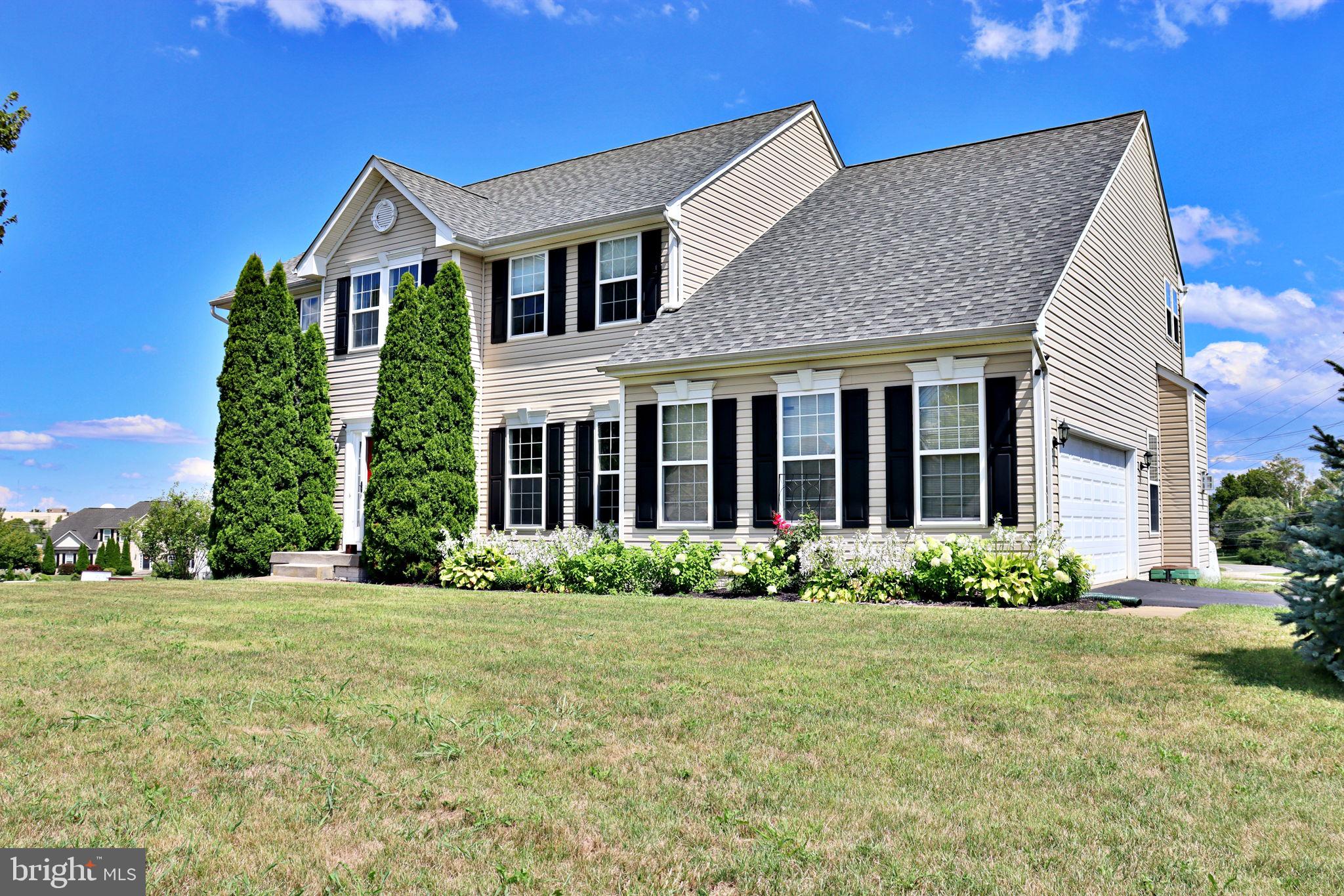 SPRUCE HILL ESTATES - Residential