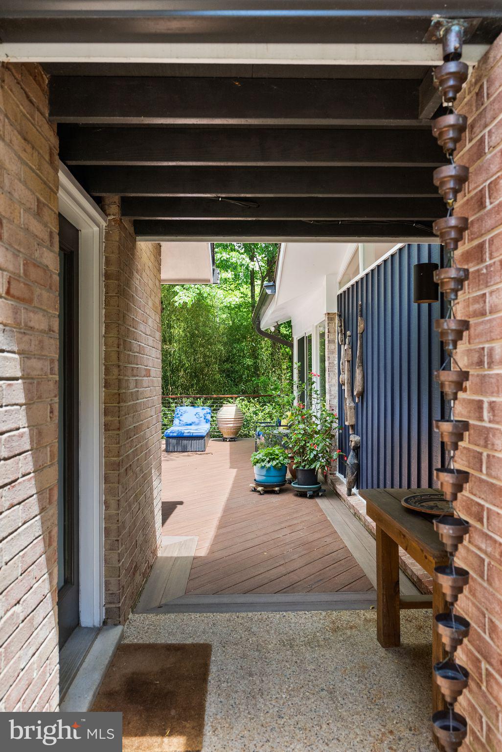CARDEROCK SPRINGS - Residential