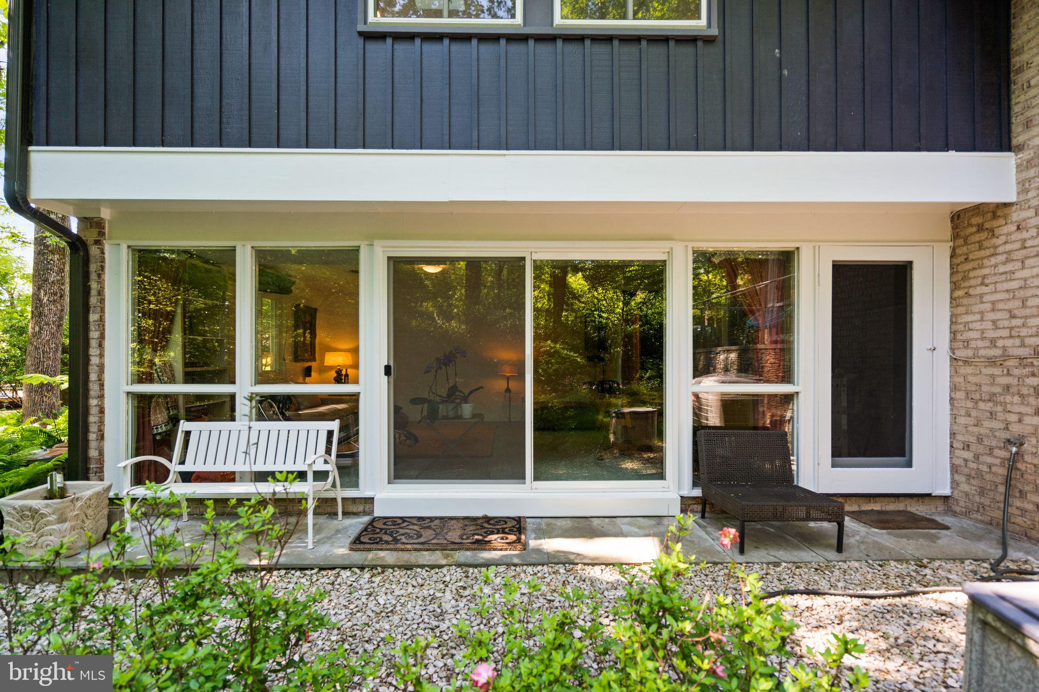 CARDEROCK SPRINGS - Residential