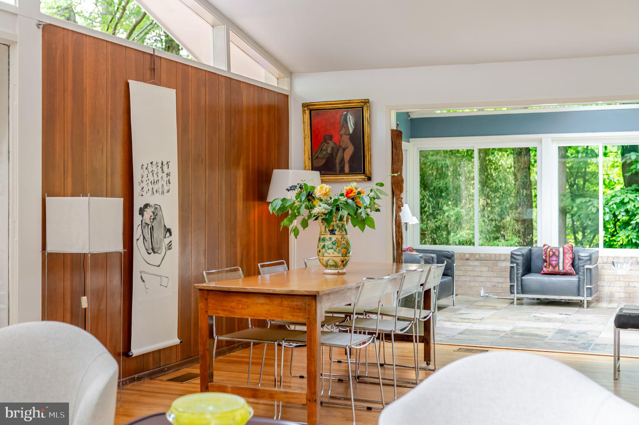CARDEROCK SPRINGS - Residential