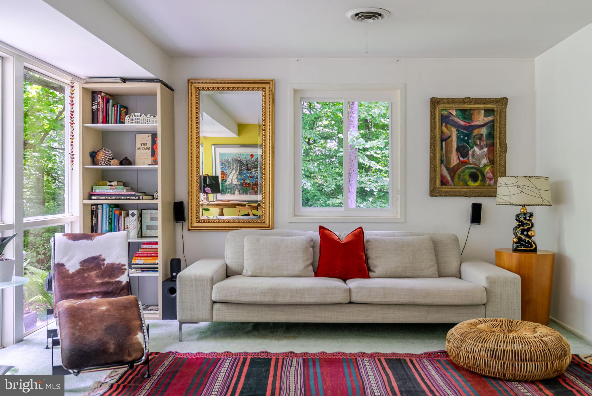 CARDEROCK SPRINGS - Residential