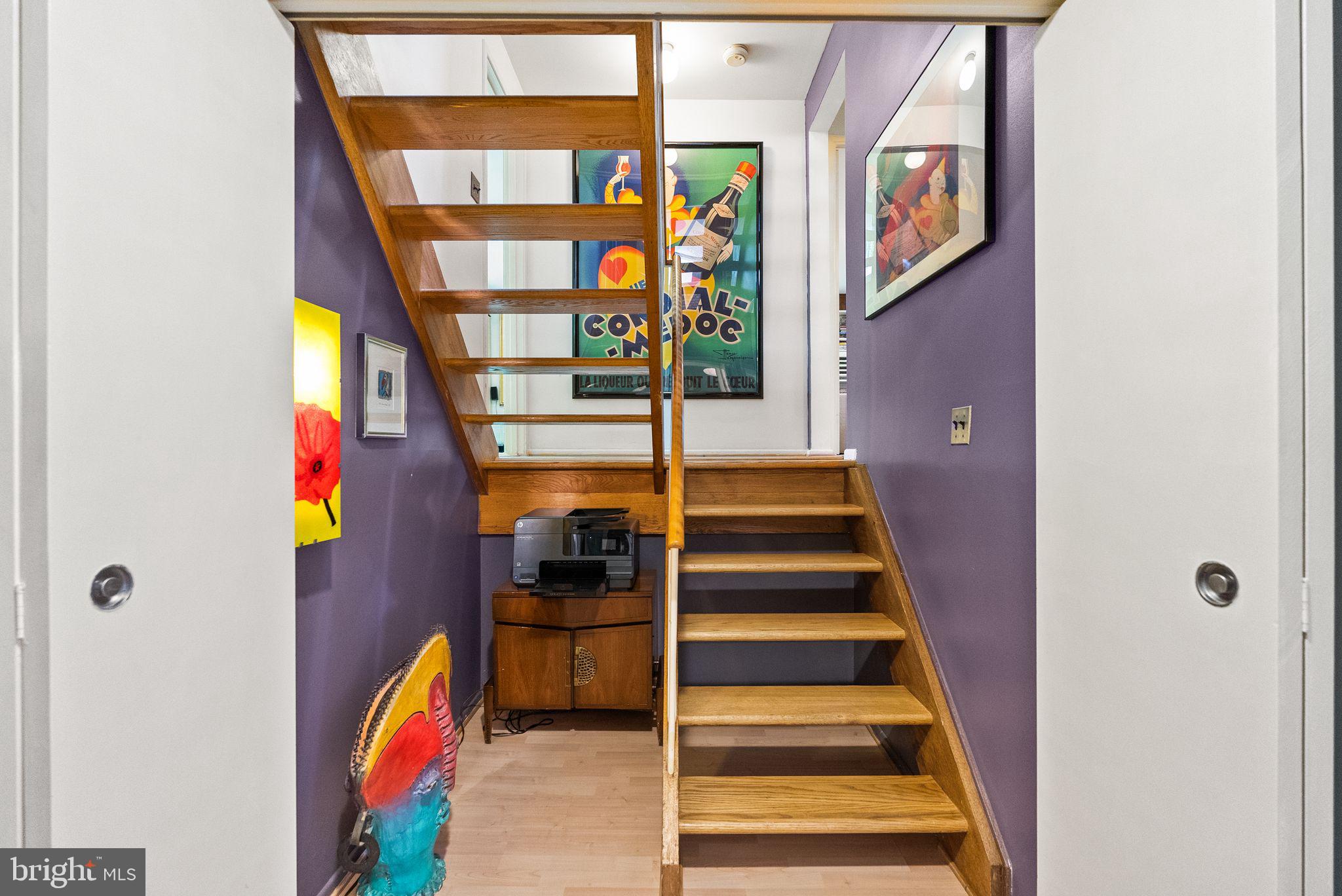 CARDEROCK SPRINGS - Residential