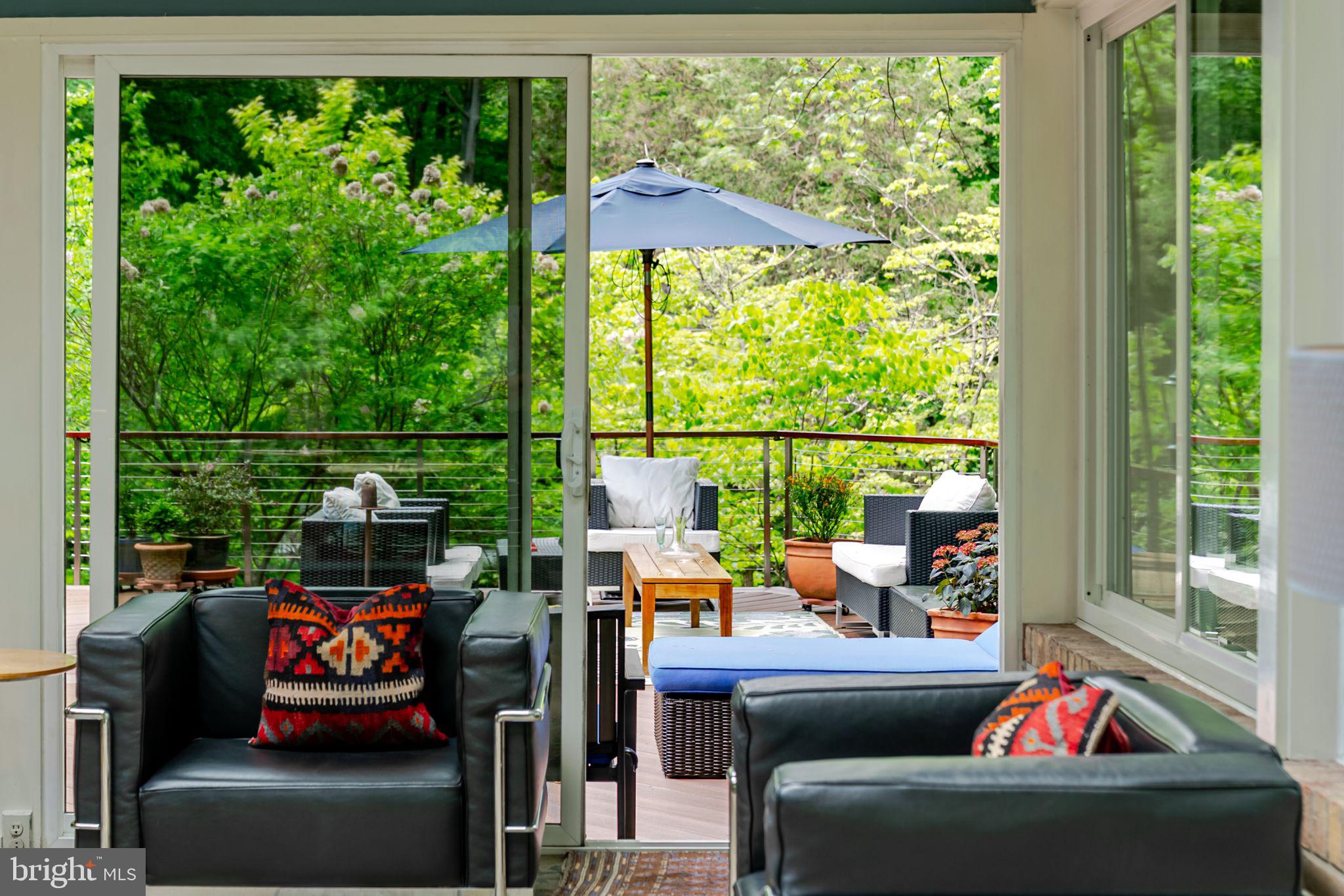 CARDEROCK SPRINGS - Residential