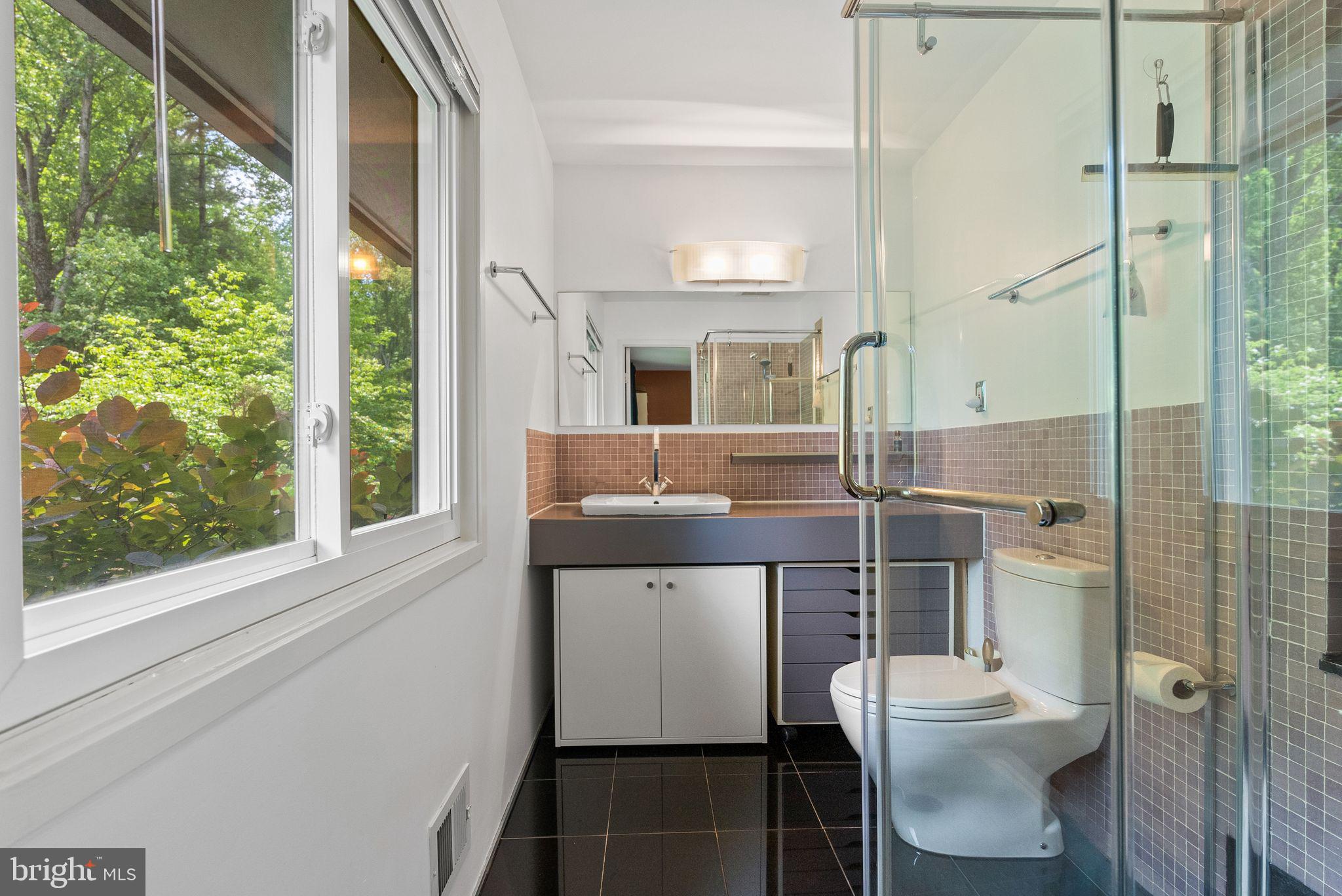CARDEROCK SPRINGS - Residential