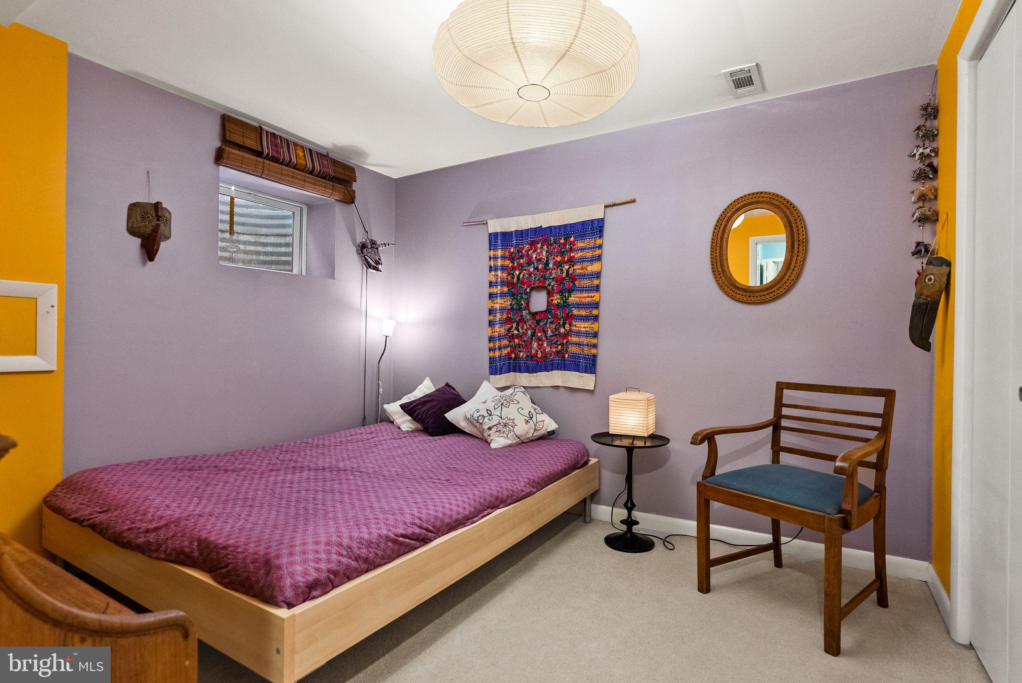 CARDEROCK SPRINGS - Residential